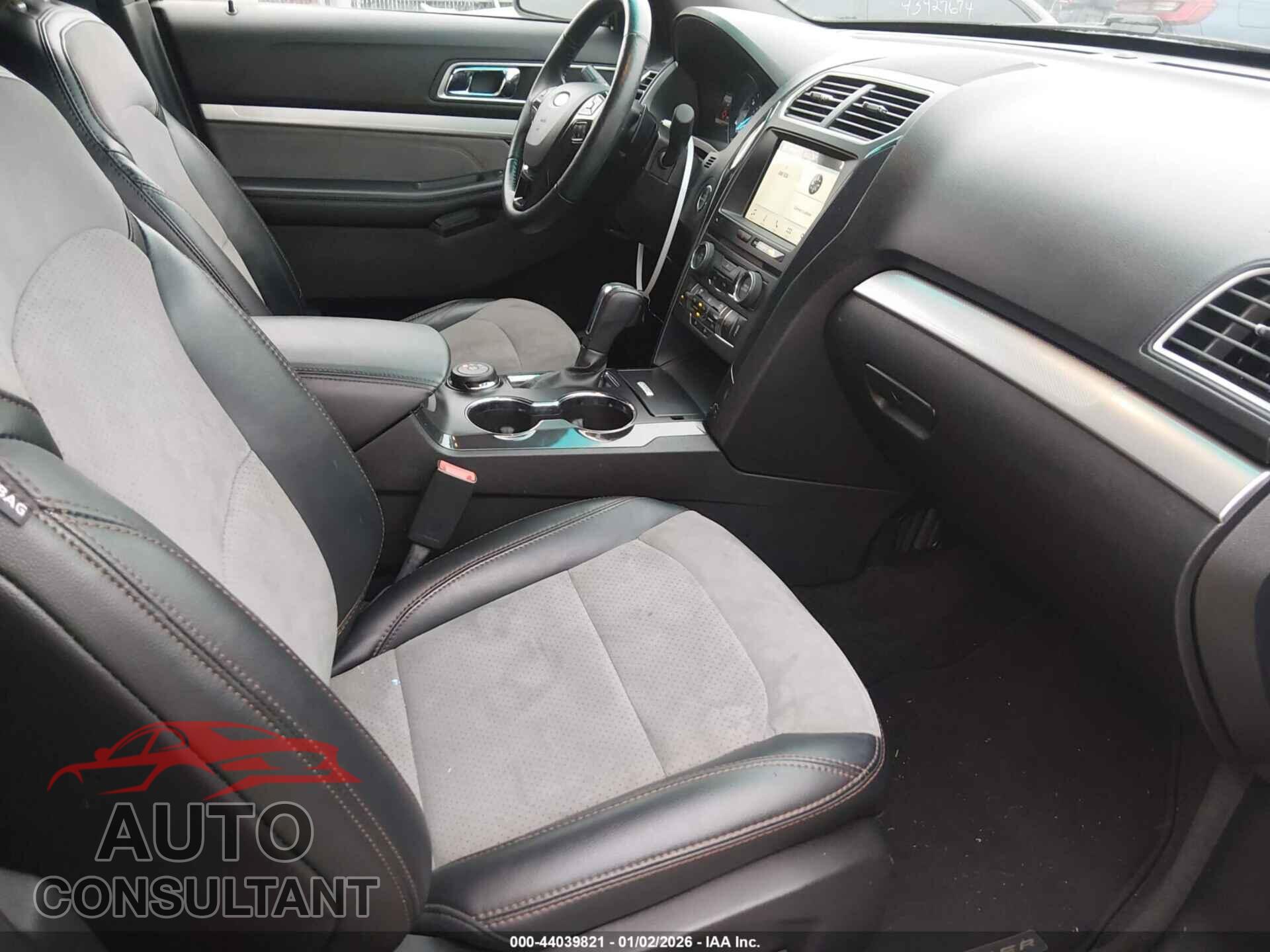 FORD EXPLORER 2017 - 1FM5K8D85HGB89631