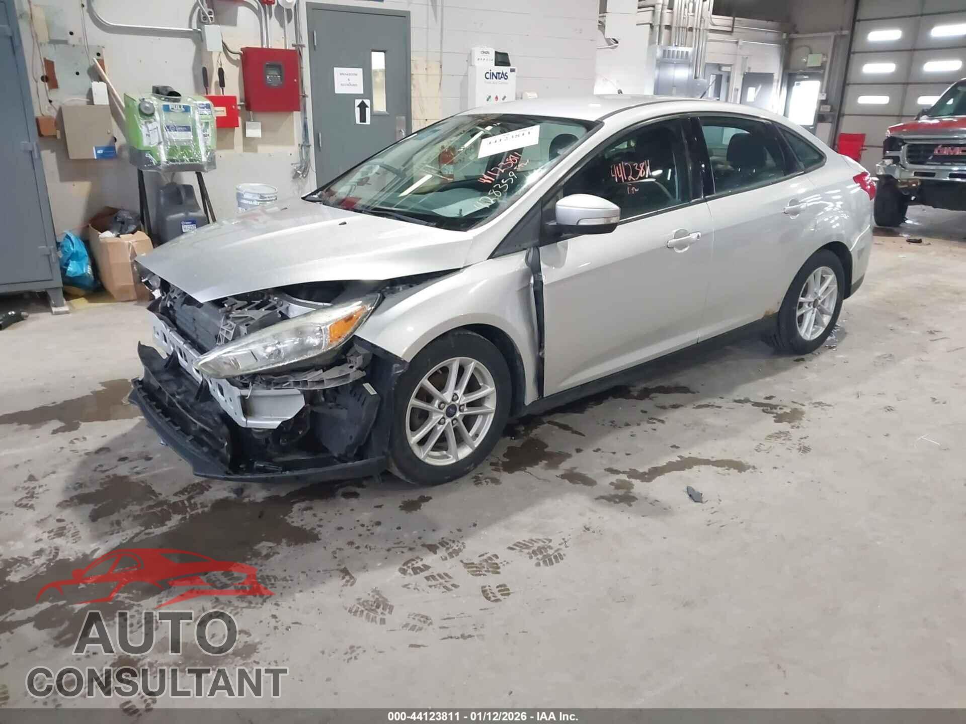 FORD FOCUS 2015 - 1FADP3F29FL384395