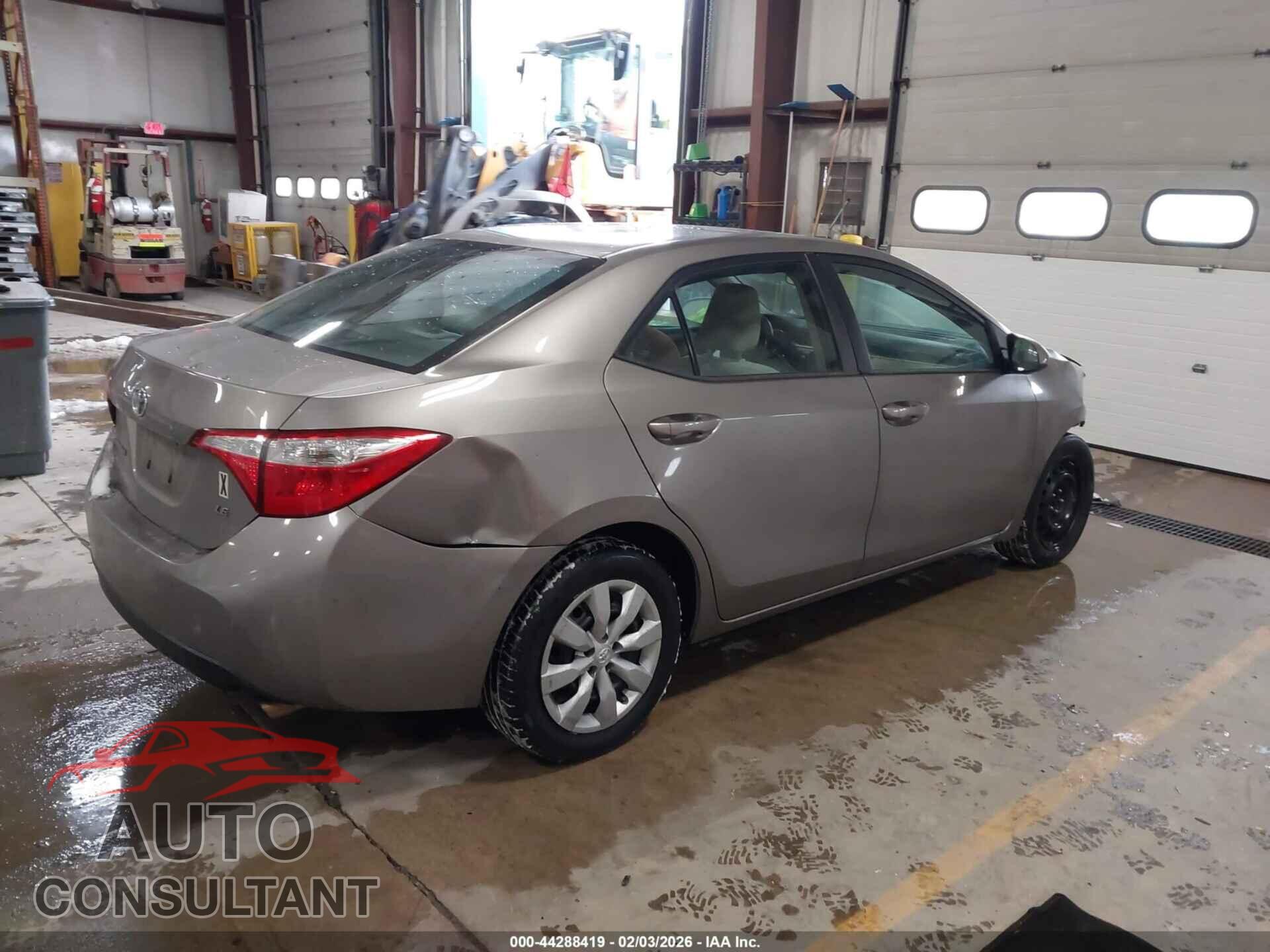 TOYOTA COROLLA 2015 - 2T1BURHE2FC459272