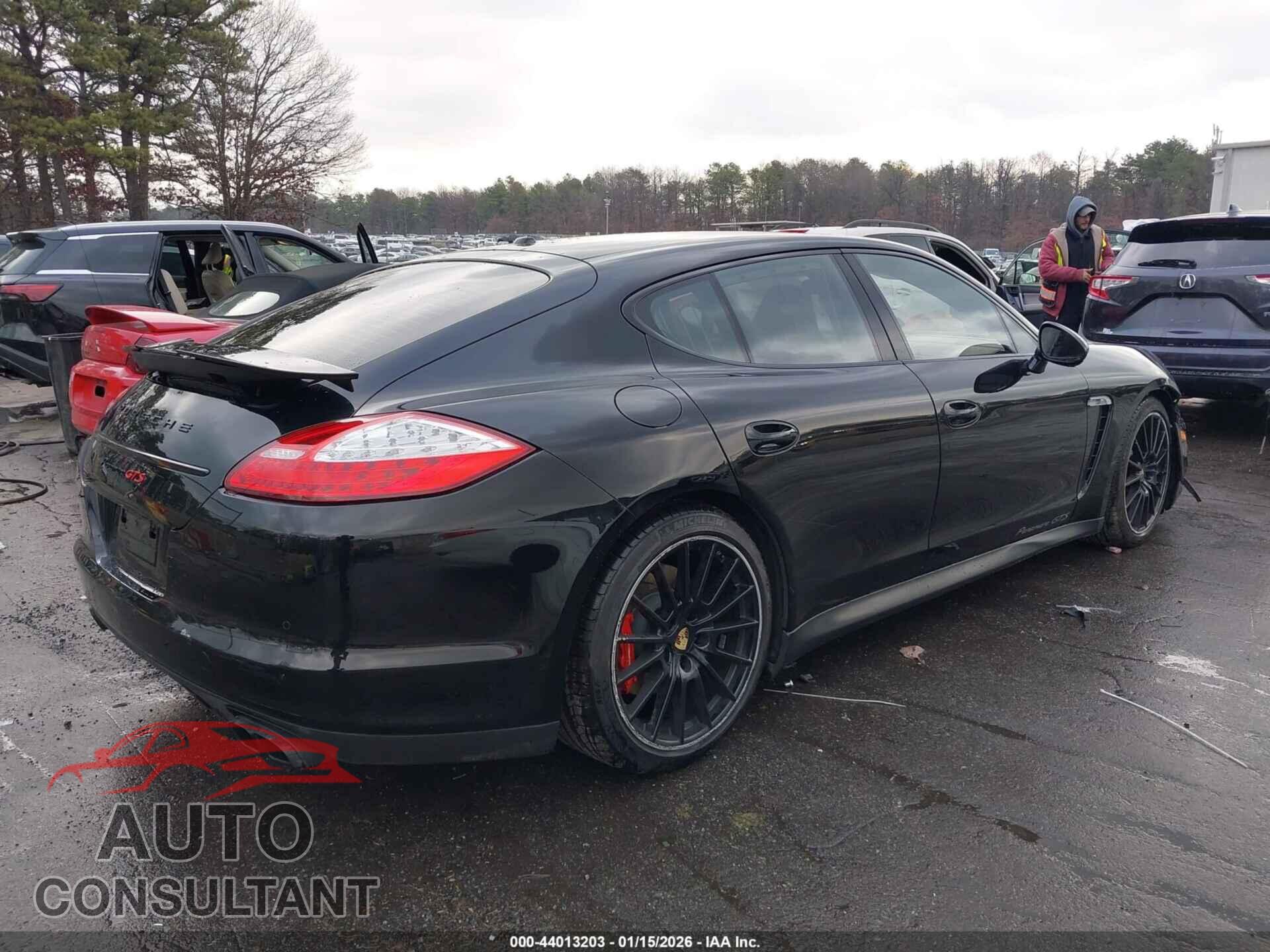 PORSCHE PANAMERA 2013 - WP0AF2A71DL076762