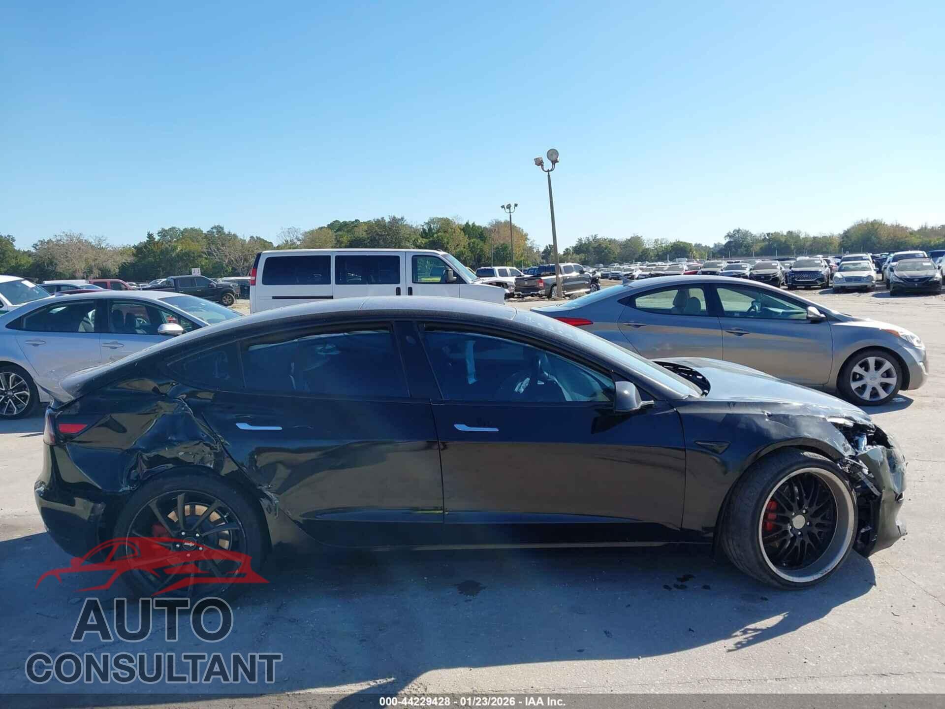 TESLA MODEL 3 2019 - 5YJ3E1EAXKF298129