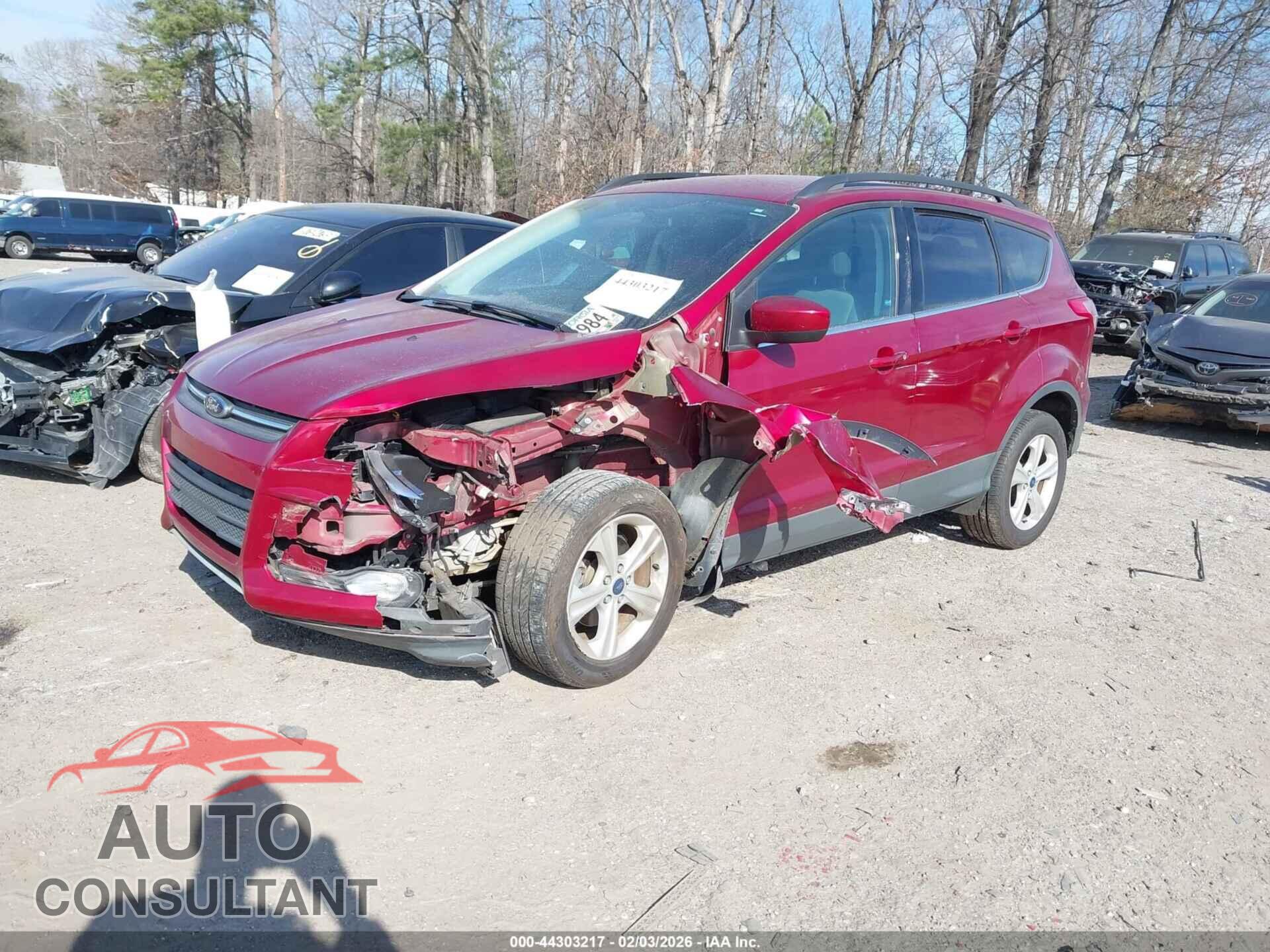 FORD ESCAPE 2015 - 1FMCU0GX8FUB45367