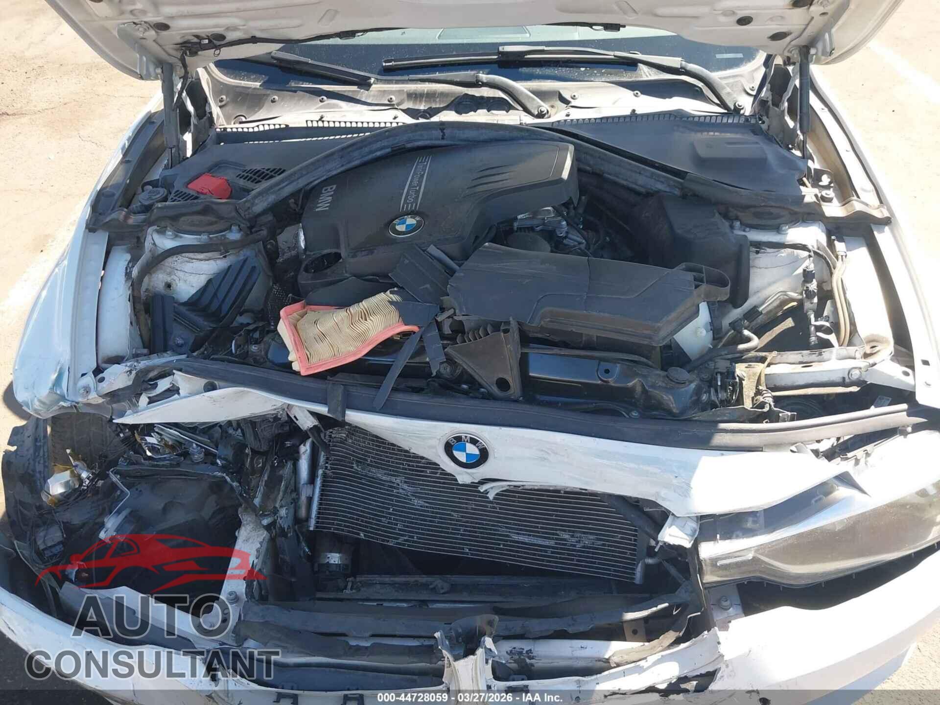 BMW 320I 2015 - WBA3B1G53FNT07928