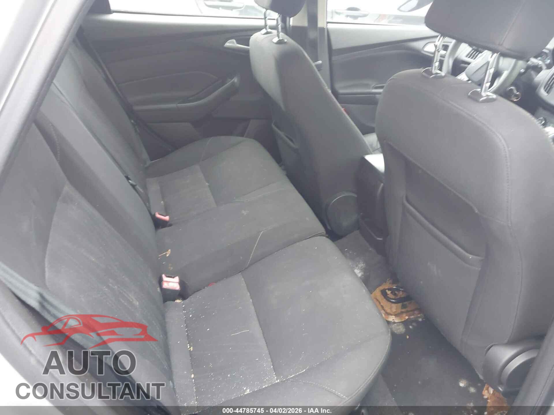 FORD FOCUS 2017 - 1FADP3K29HL271880