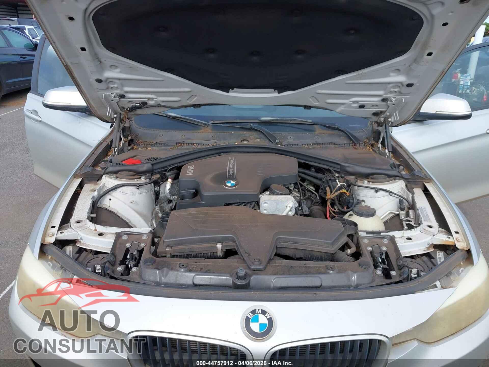 BMW 320I 2013 - WBA3B1C59DK128958