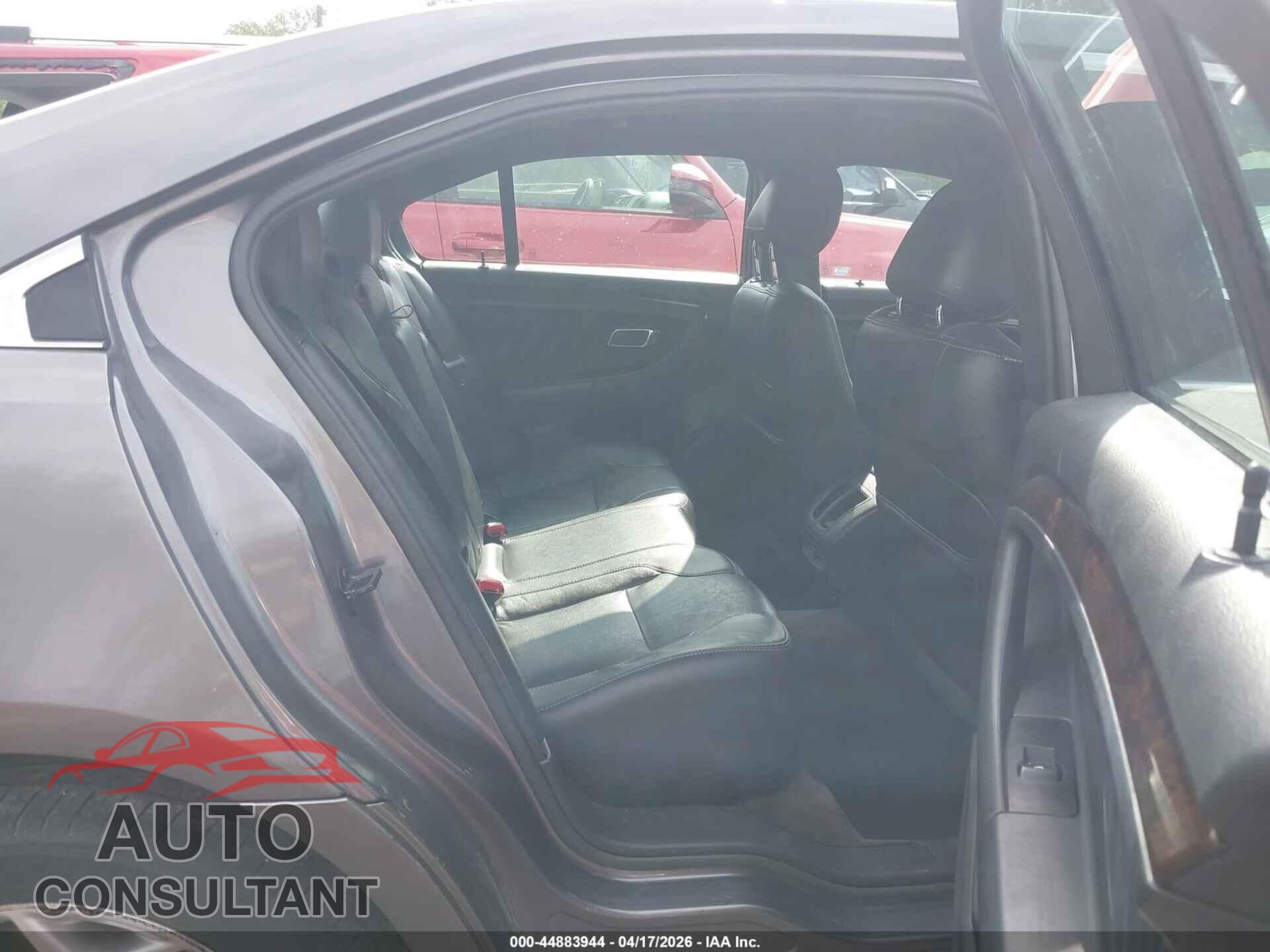 FORD TAURUS 2014 - 1FAHP2F89EG102828