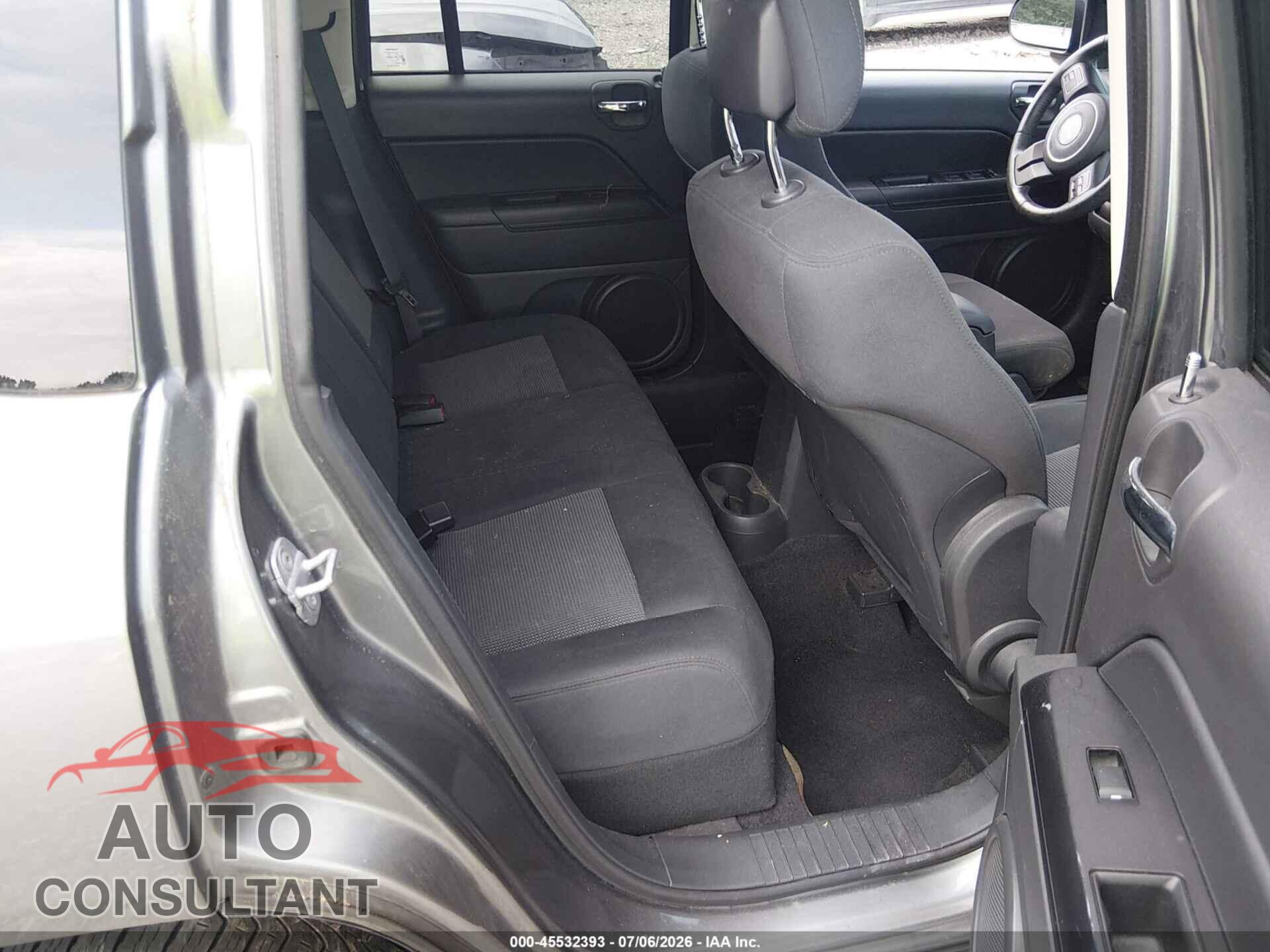 JEEP COMPASS 2011 - 1J4NF1FB2BD202024