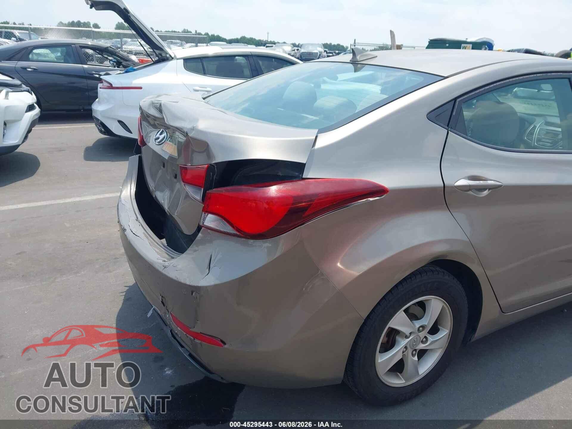 HYUNDAI ELANTRA 2014 - 5NPDH4AE3EH477088