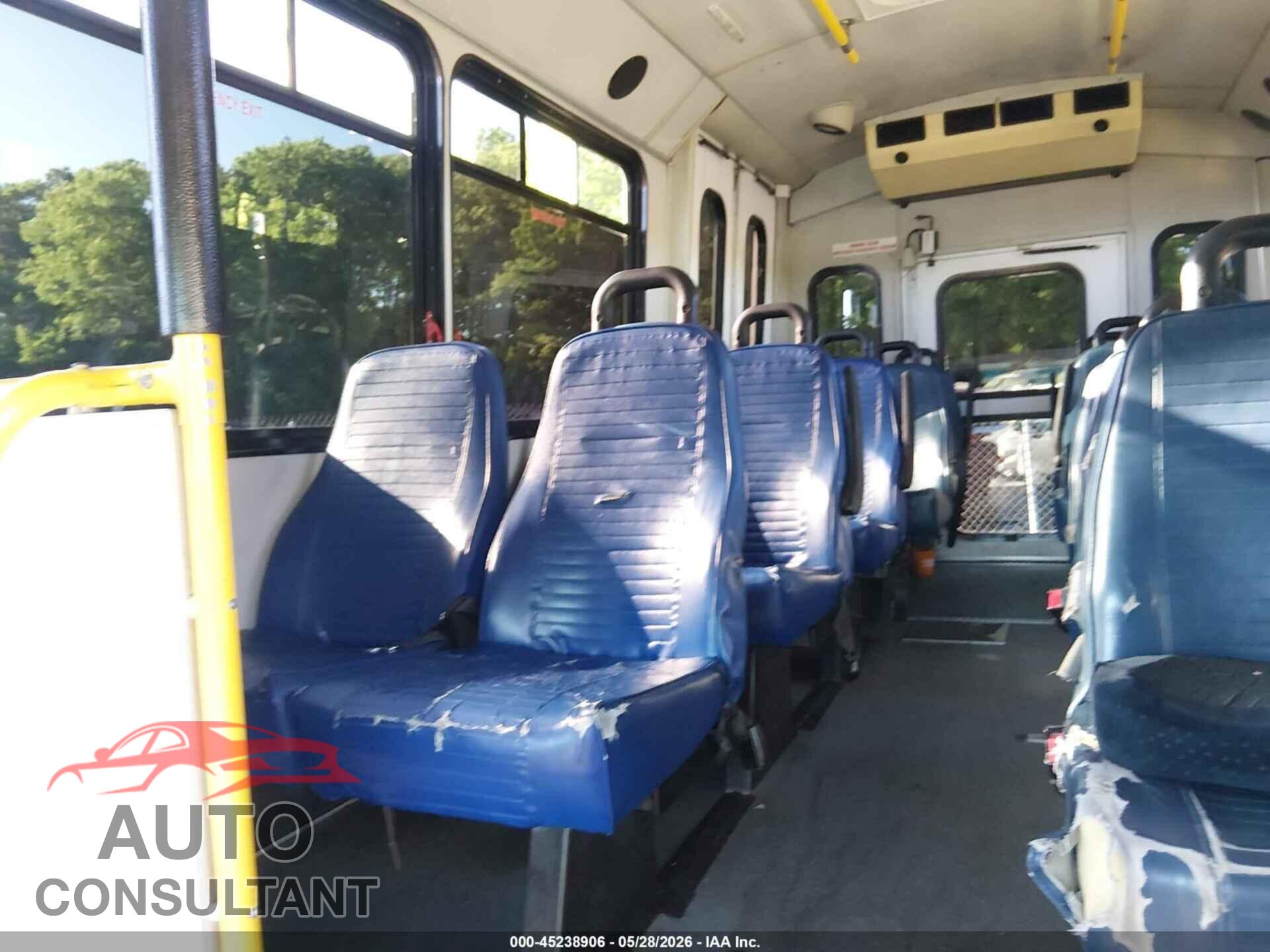 FORD E-450 CUTAWAY 2012 - 1FDFE4FS5CDA29014