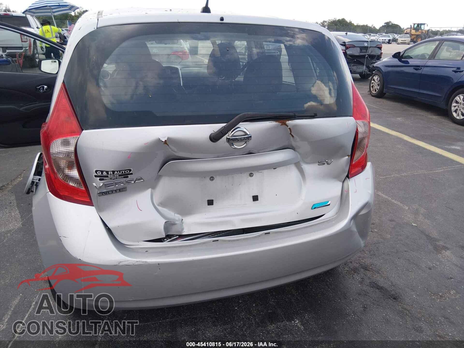 NISSAN VERSA NOTE 2015 - 3N1CE2CP3FL417355