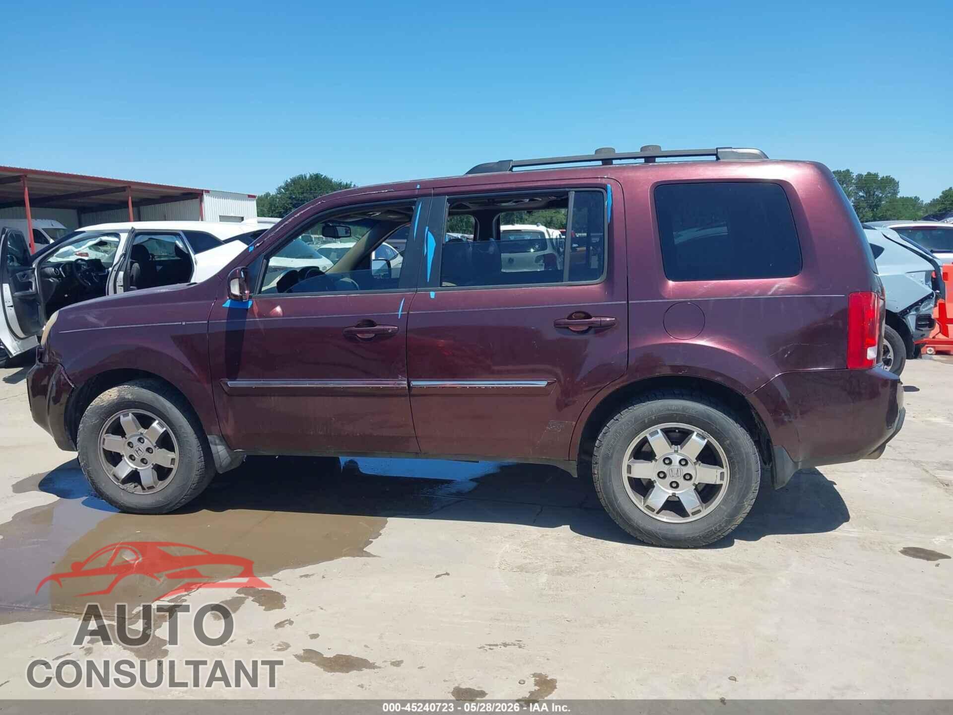 HONDA PILOT 2011 - 5FNYF3H96BB019128