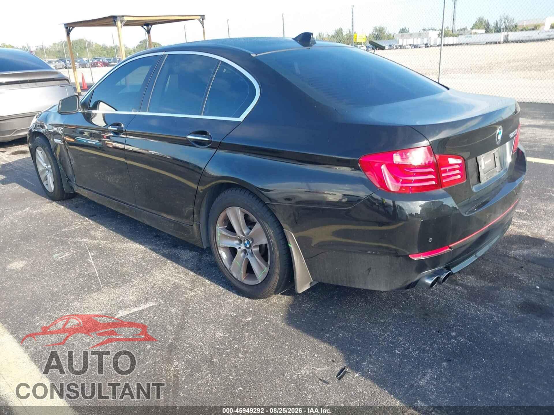 BMW 528I 2011 - WBAFR1C59BC744871