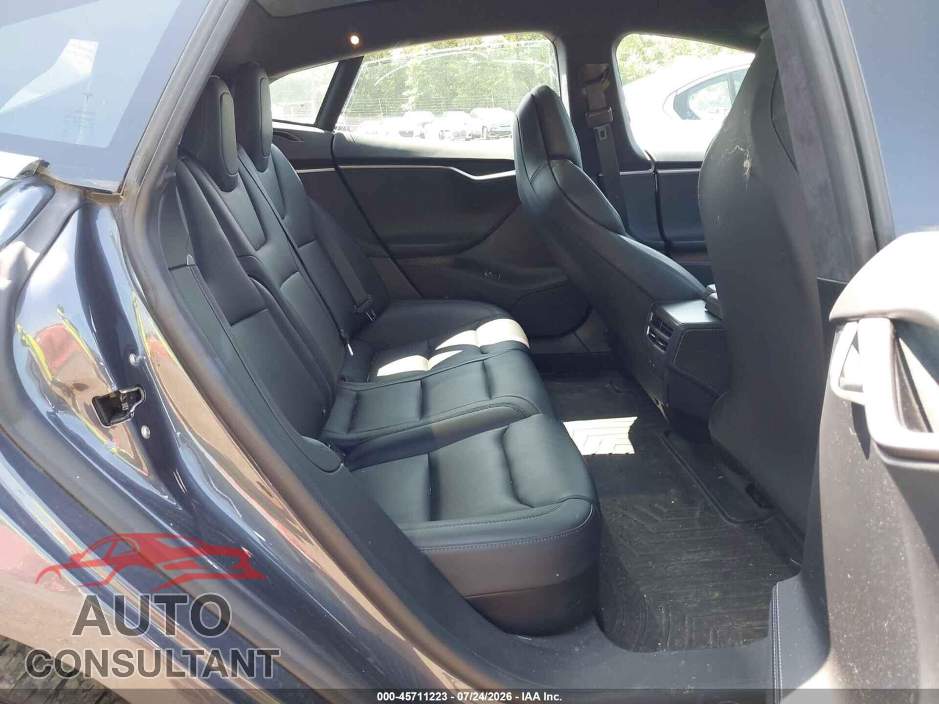 TESLA MODEL S 2018 - 5YJSA1E21JF292976