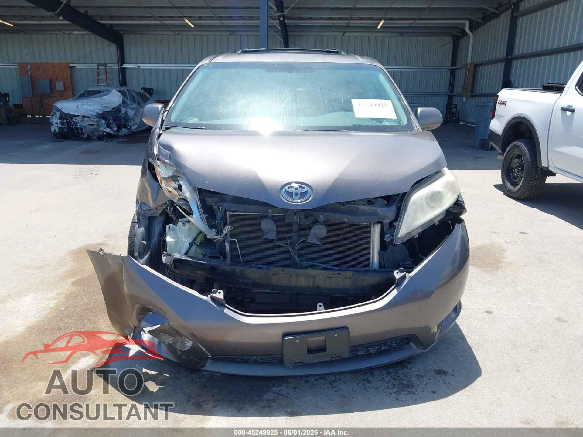 TOYOTA SIENNA 2012 - 5TDDK3DC1CS037707