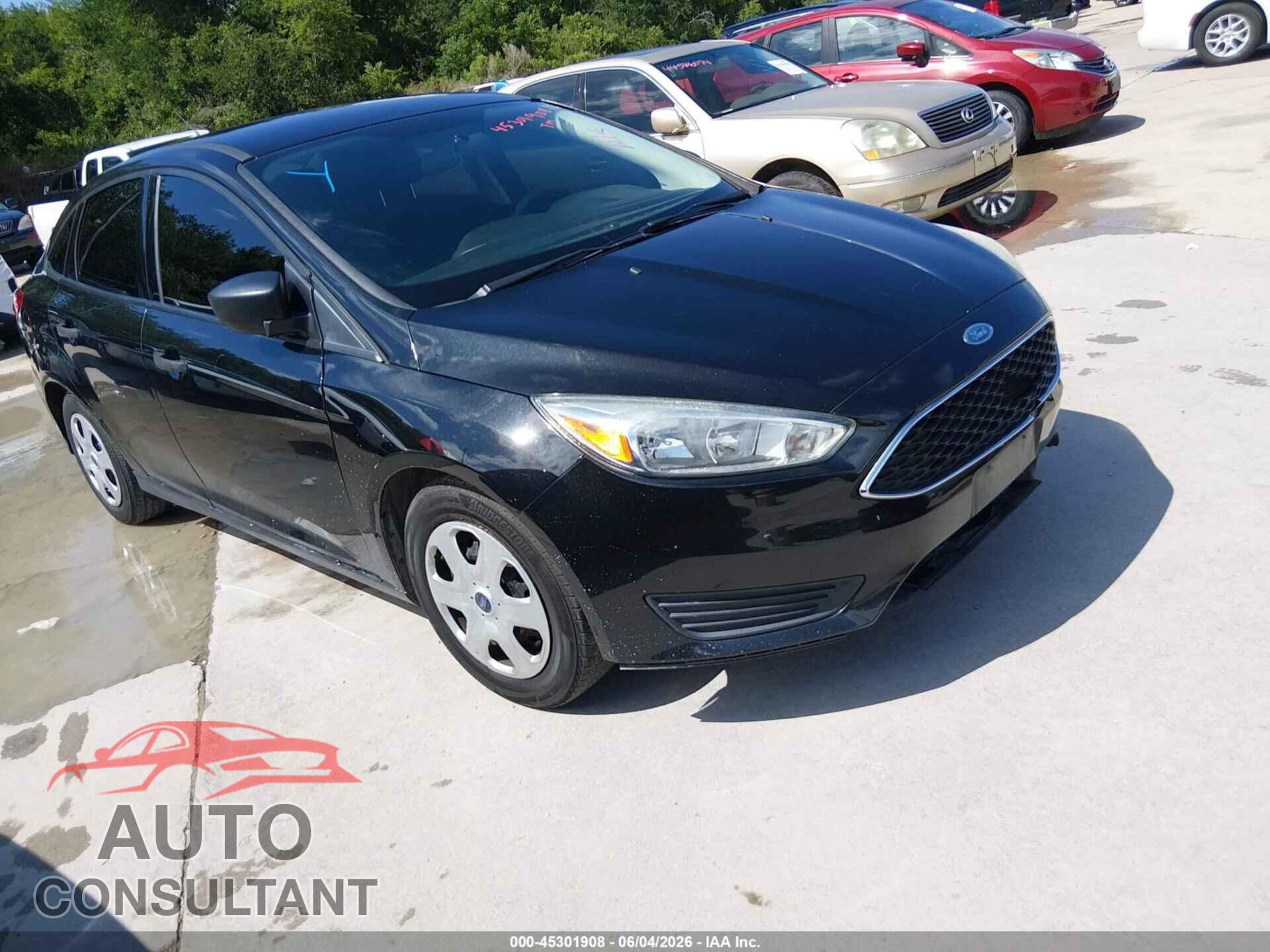 FORD FOCUS 2015 - 1FADP3E22FL215725