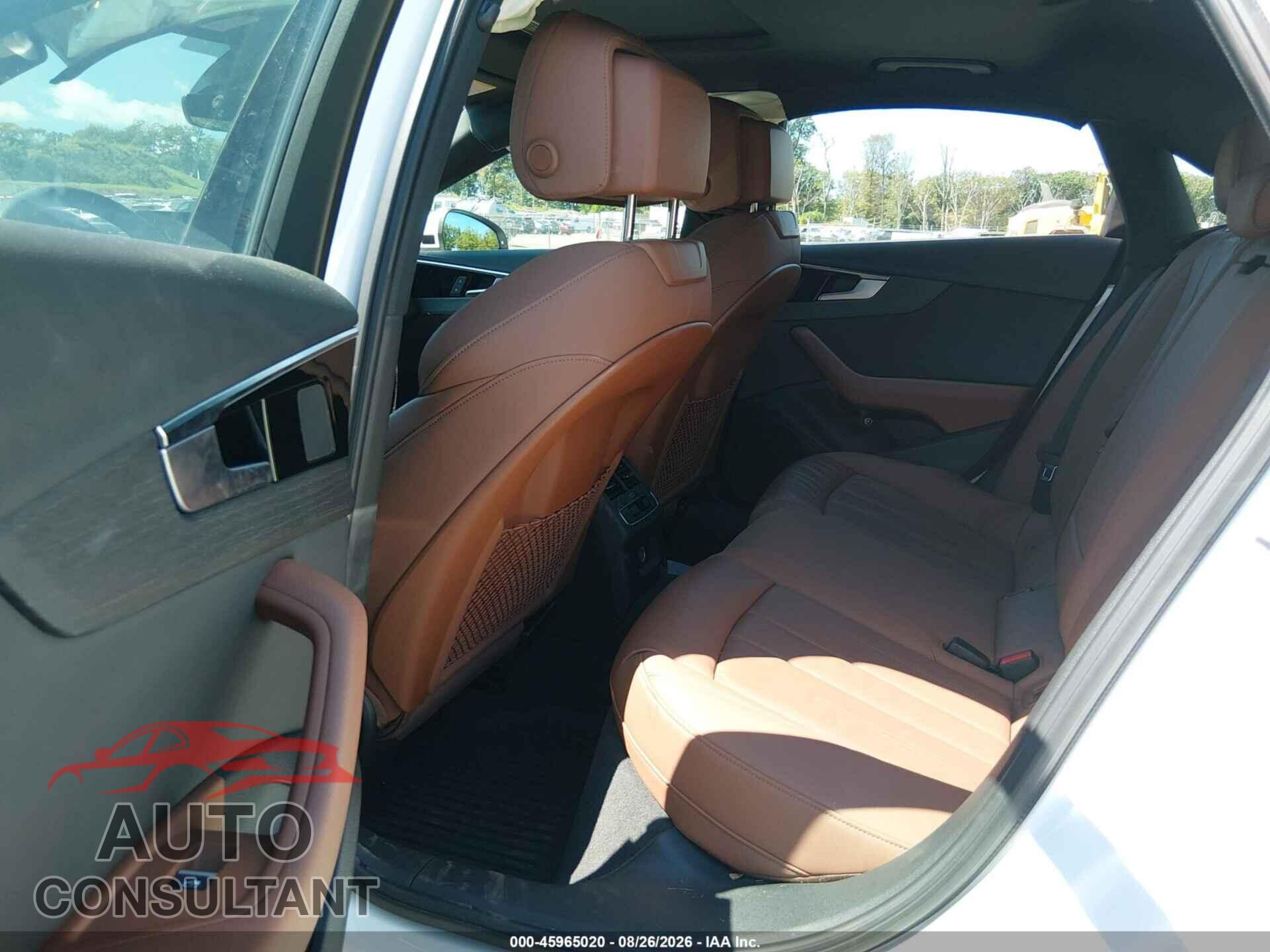 AUDI A4 2021 - WAUDAAF44MA018917