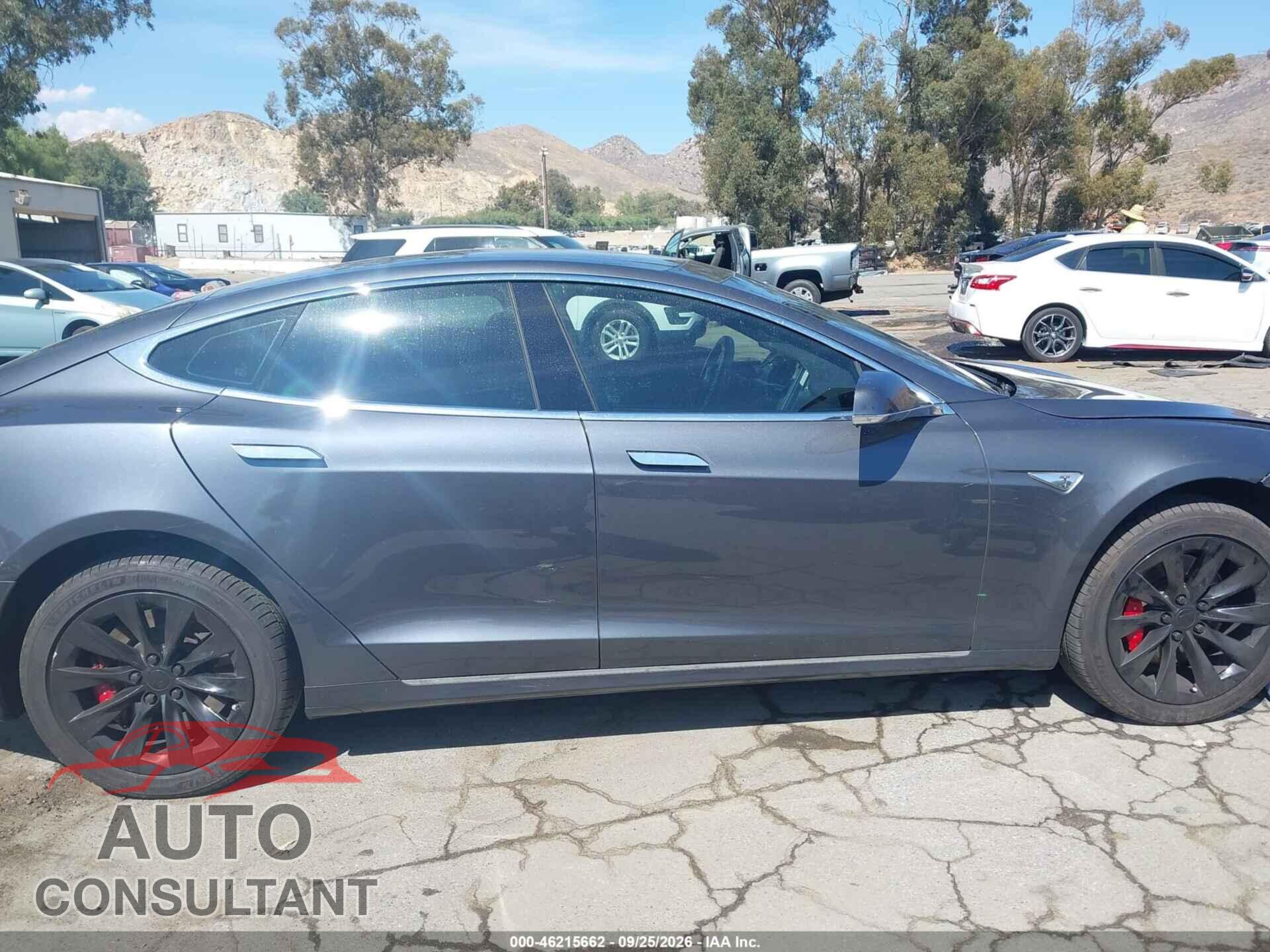 TESLA MODEL S 2016 - 5YJSA1E43GF142815