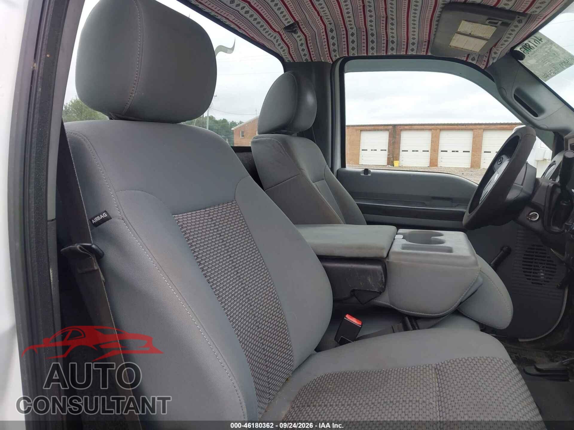 FORD F-250 2011 - 1FTBF2B63BEC77963