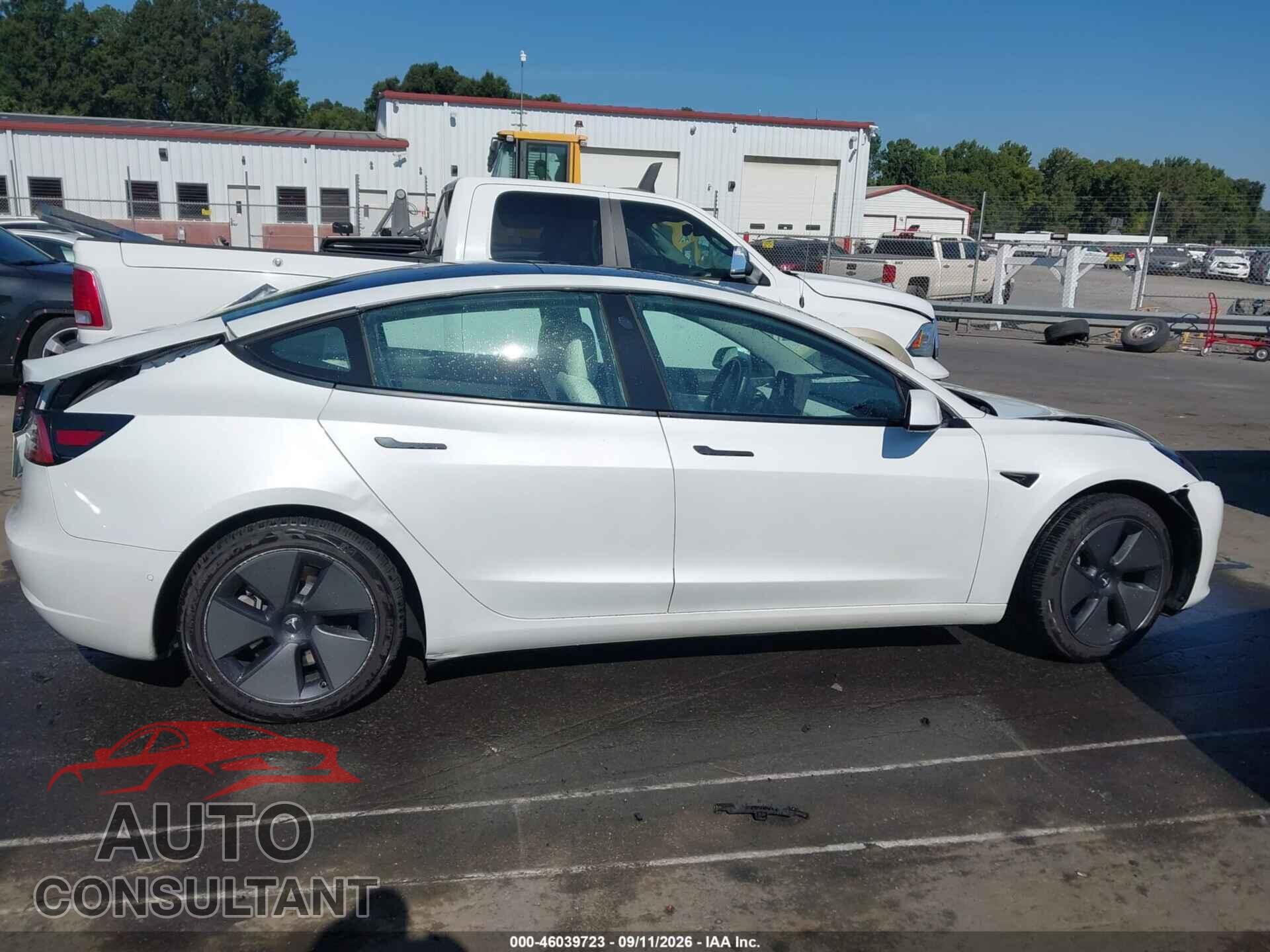 TESLA MODEL 3 2021 - 5YJ3E1EA0MF921714