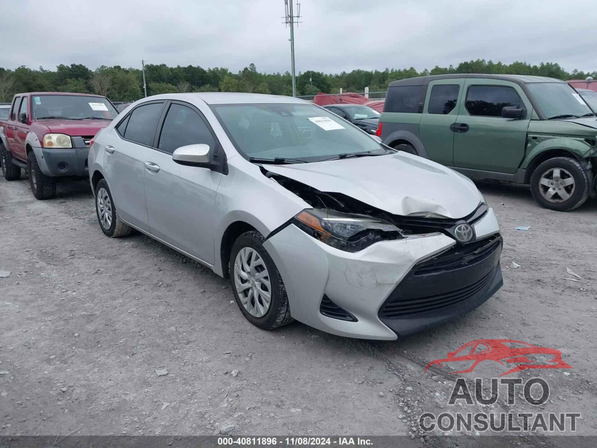 TOYOTA COROLLA 2017 - 5YFBURHE5HP683087