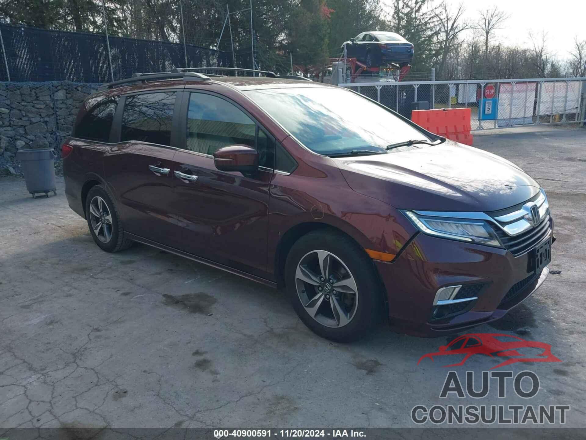 HONDA ODYSSEY 2018 - 5FNRL6H83JB000685