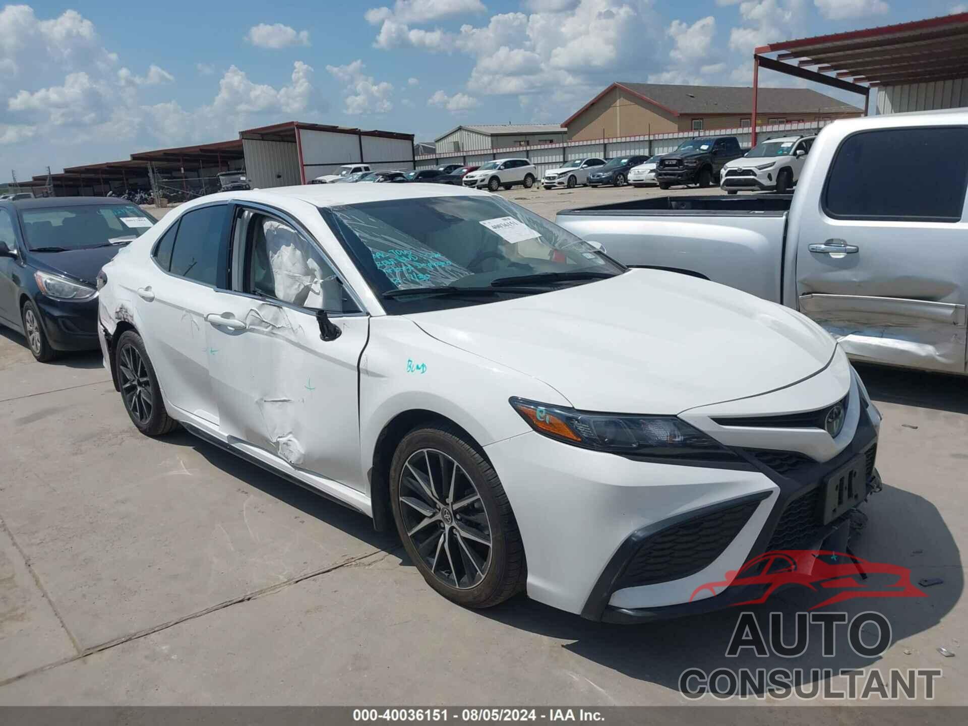 TOYOTA CAMRY 2023 - 4T1G11AK6PU121891