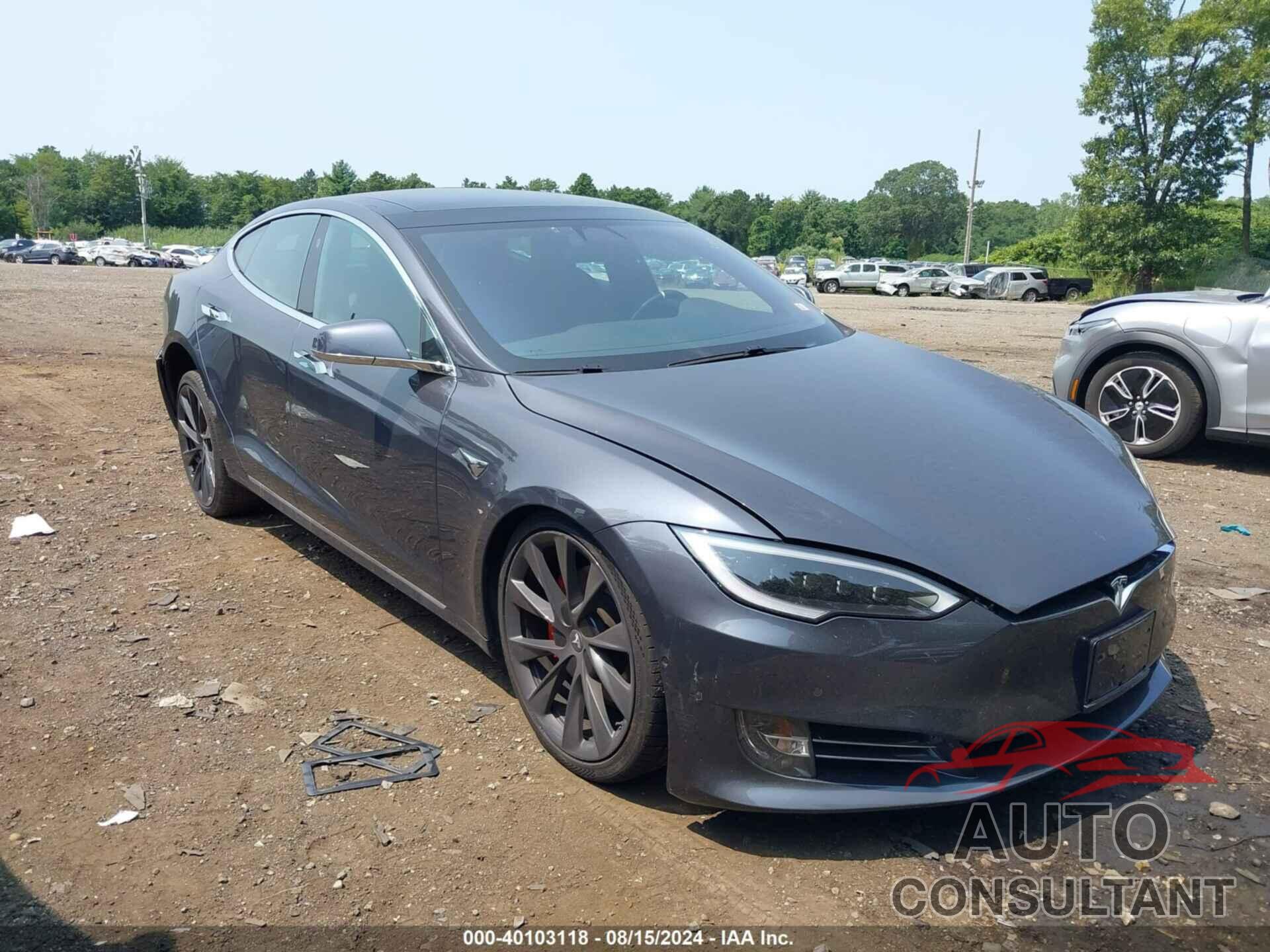 TESLA MODEL S 2018 - 5YJSA1E49JF284142