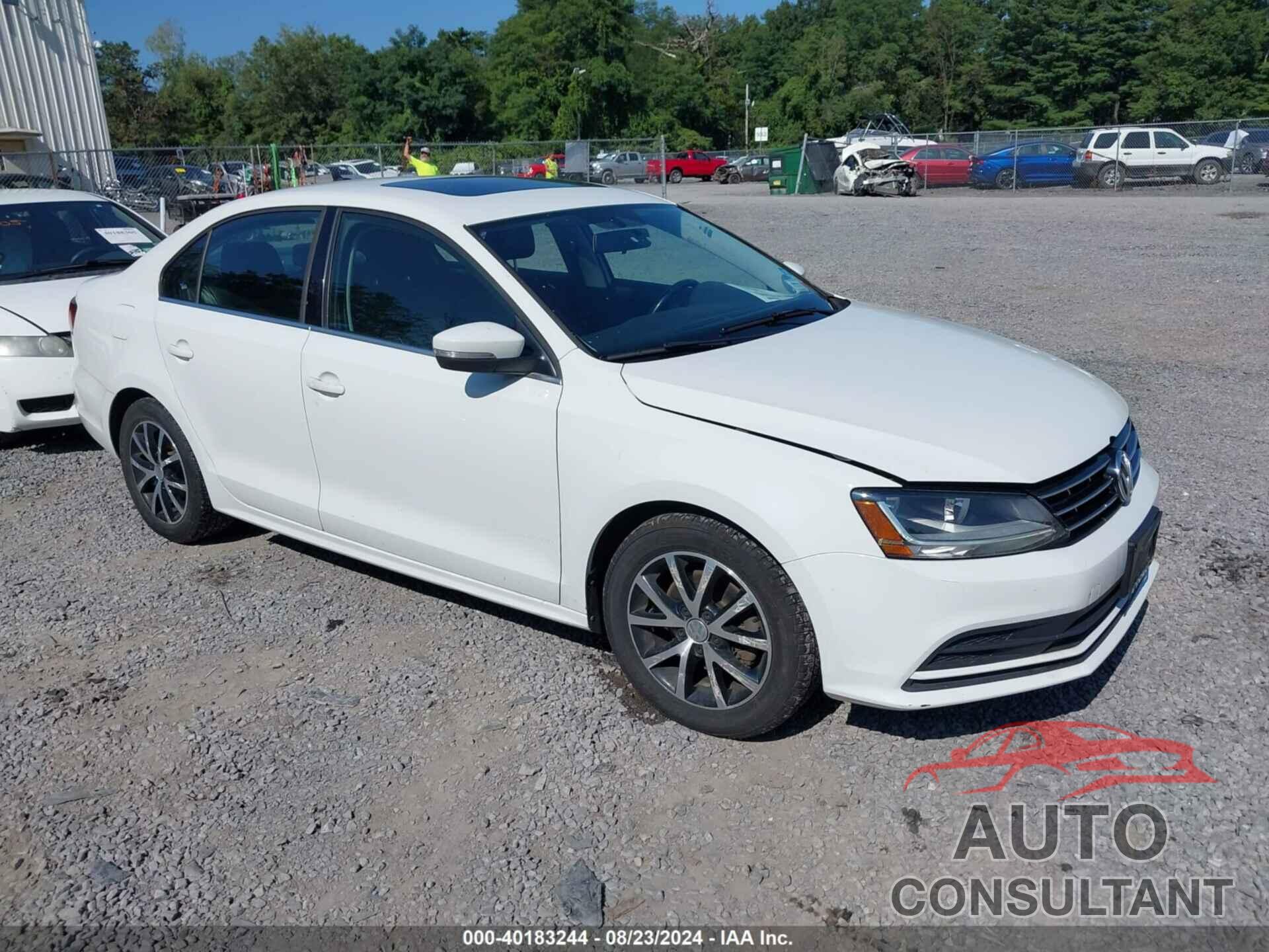 VOLKSWAGEN JETTA 2018 - 3VWDB7AJ0JM261779