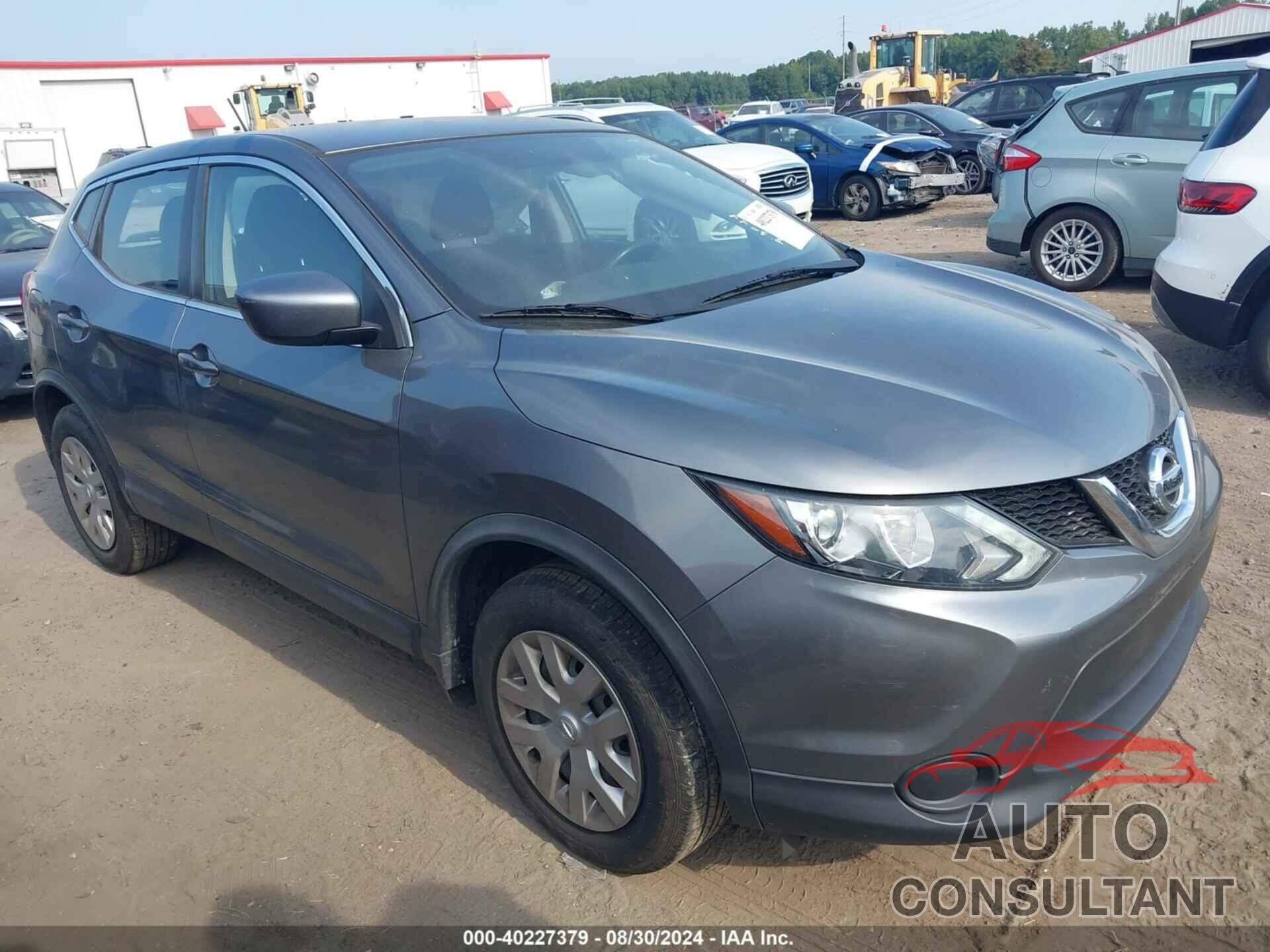 NISSAN ROGUE SPORT 2018 - JN1BJ1CR8JW200891