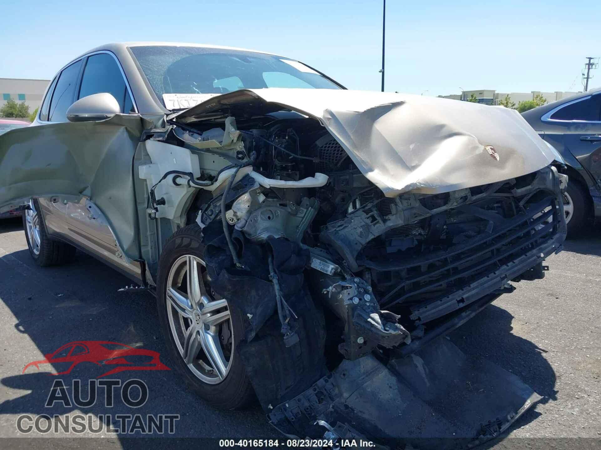 PORSCHE CAYENNE 2016 - WP1AA2A22GLA04295