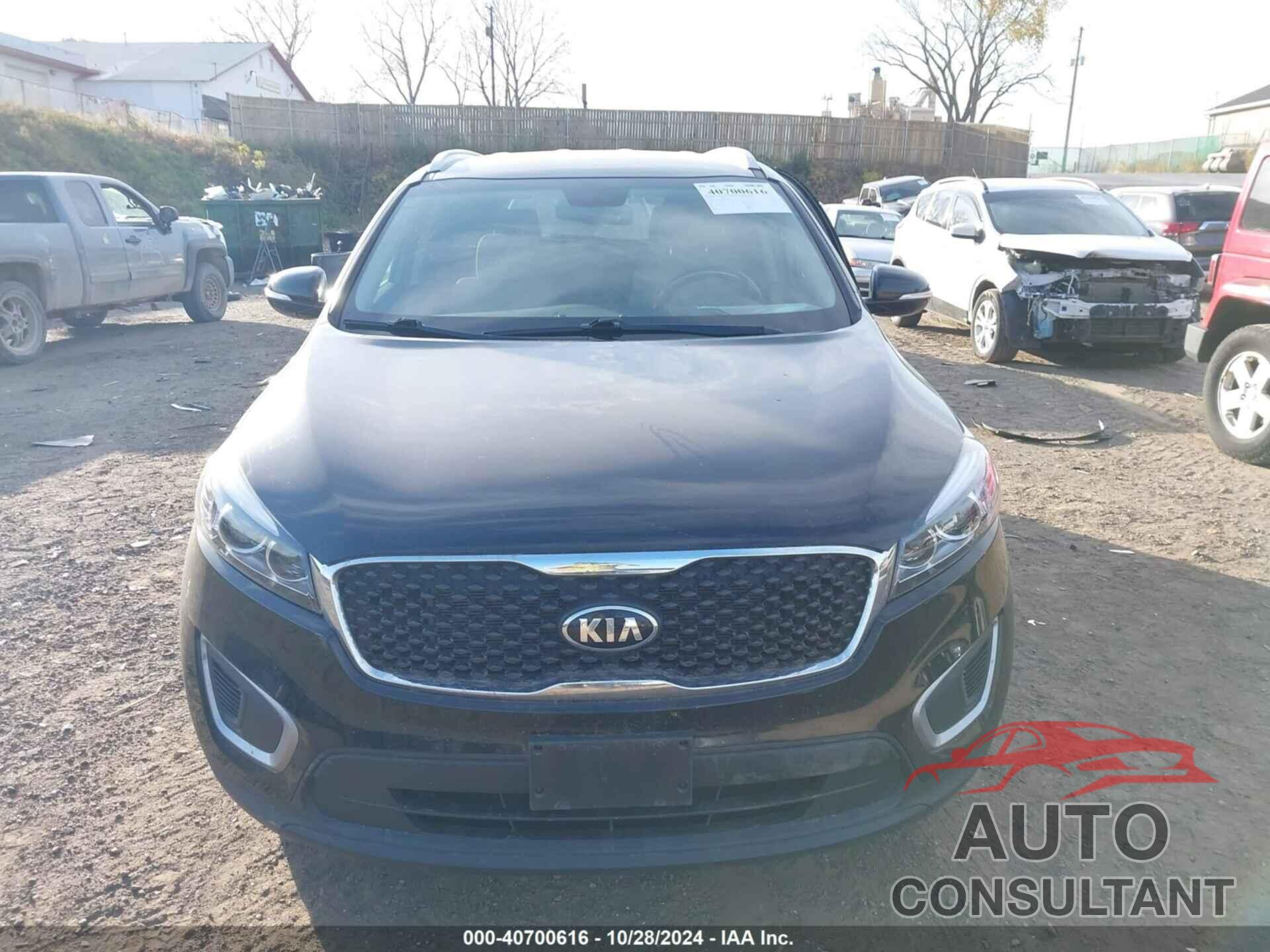 KIA SORENTO 2017 - 5XYPGDA35HG237485