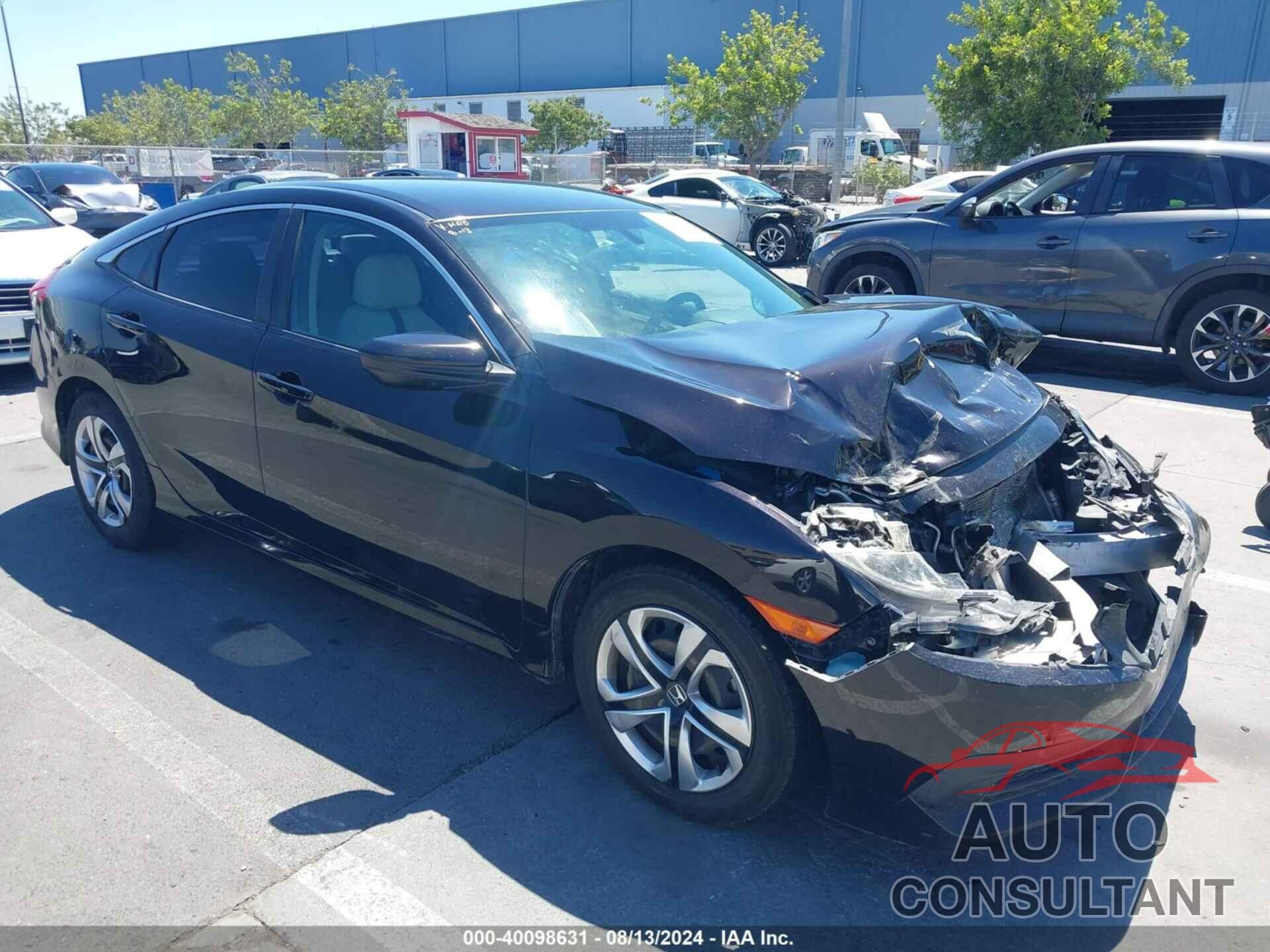 HONDA CIVIC 2018 - 2HGFC2F50JH507317