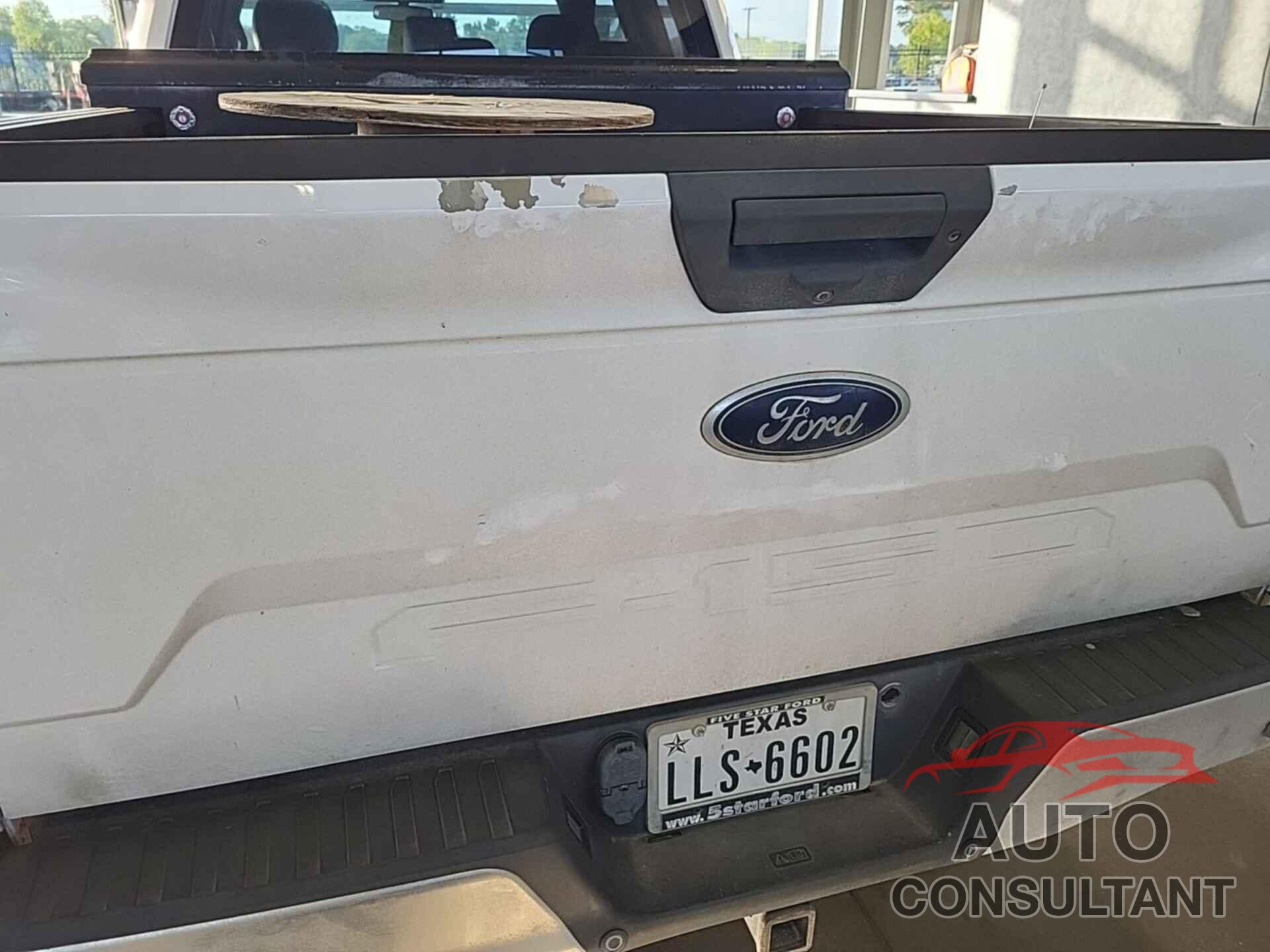 FORD F-150 2018 - 1FTFX1E56JKF23514