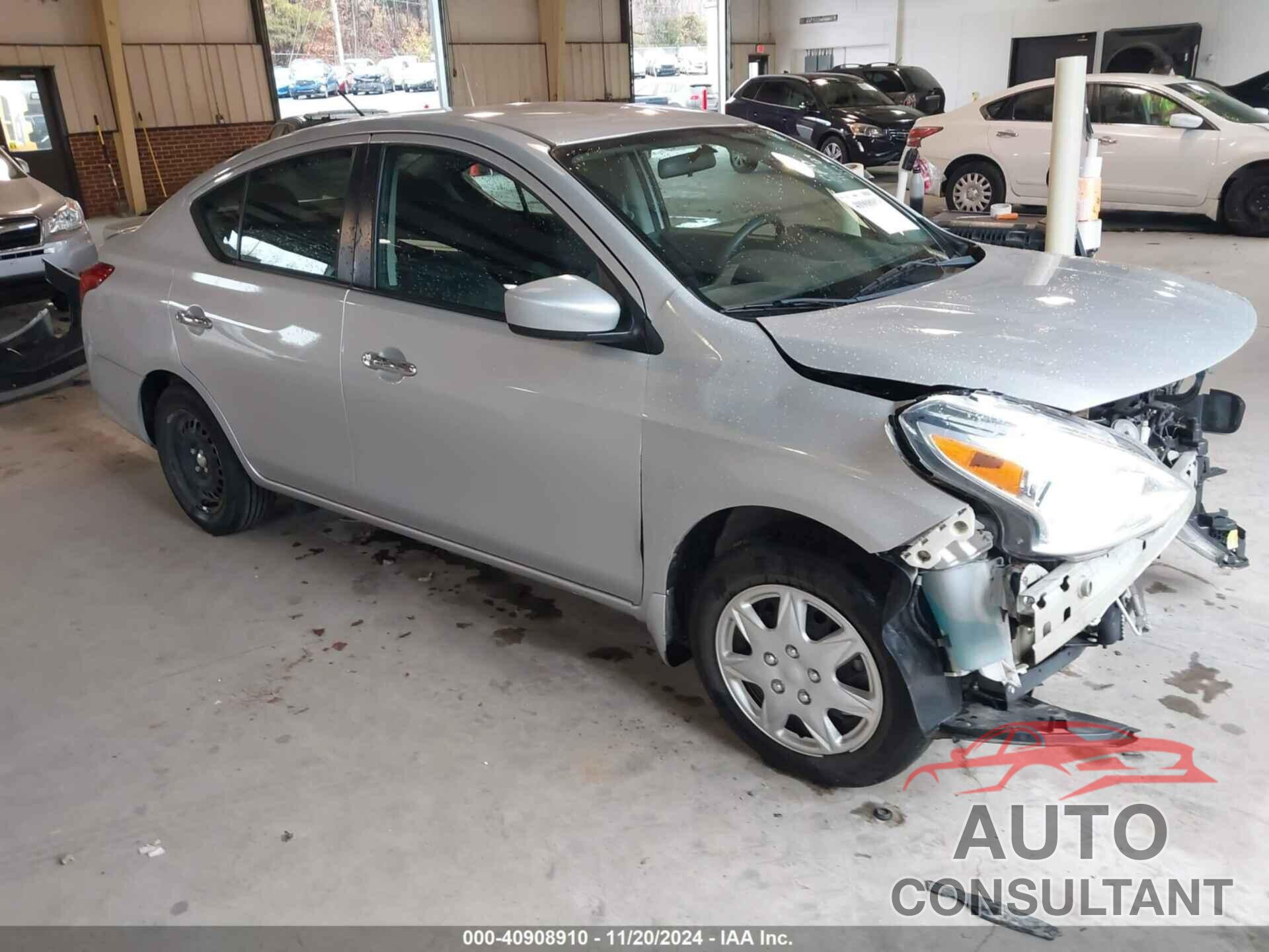 NISSAN VERSA 2018 - 3N1CN7AP5JL804353