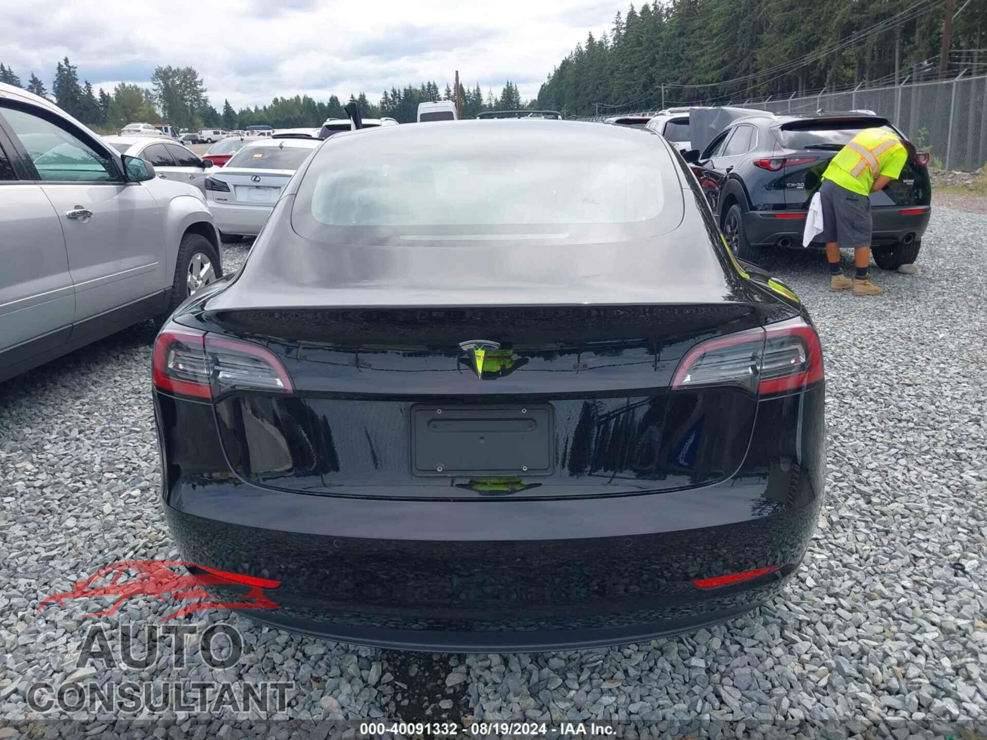TESLA MODEL 3 2019 - 5YJ3E1EA5KF190114