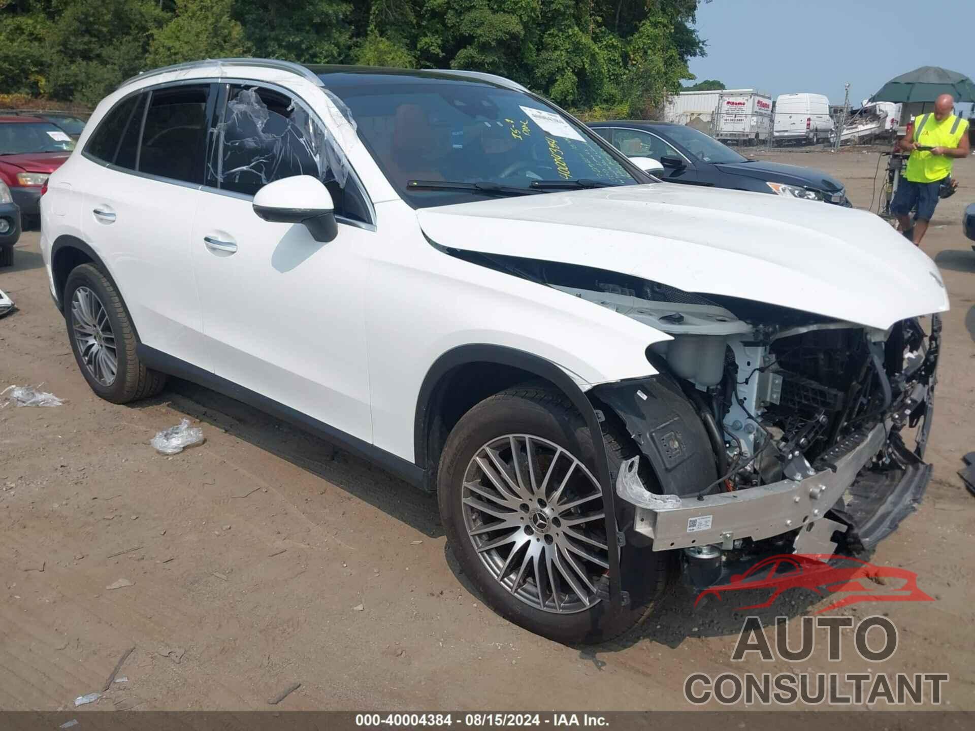 MERCEDES-BENZ GLC 300 2023 - W1NKM4HB9PU029972