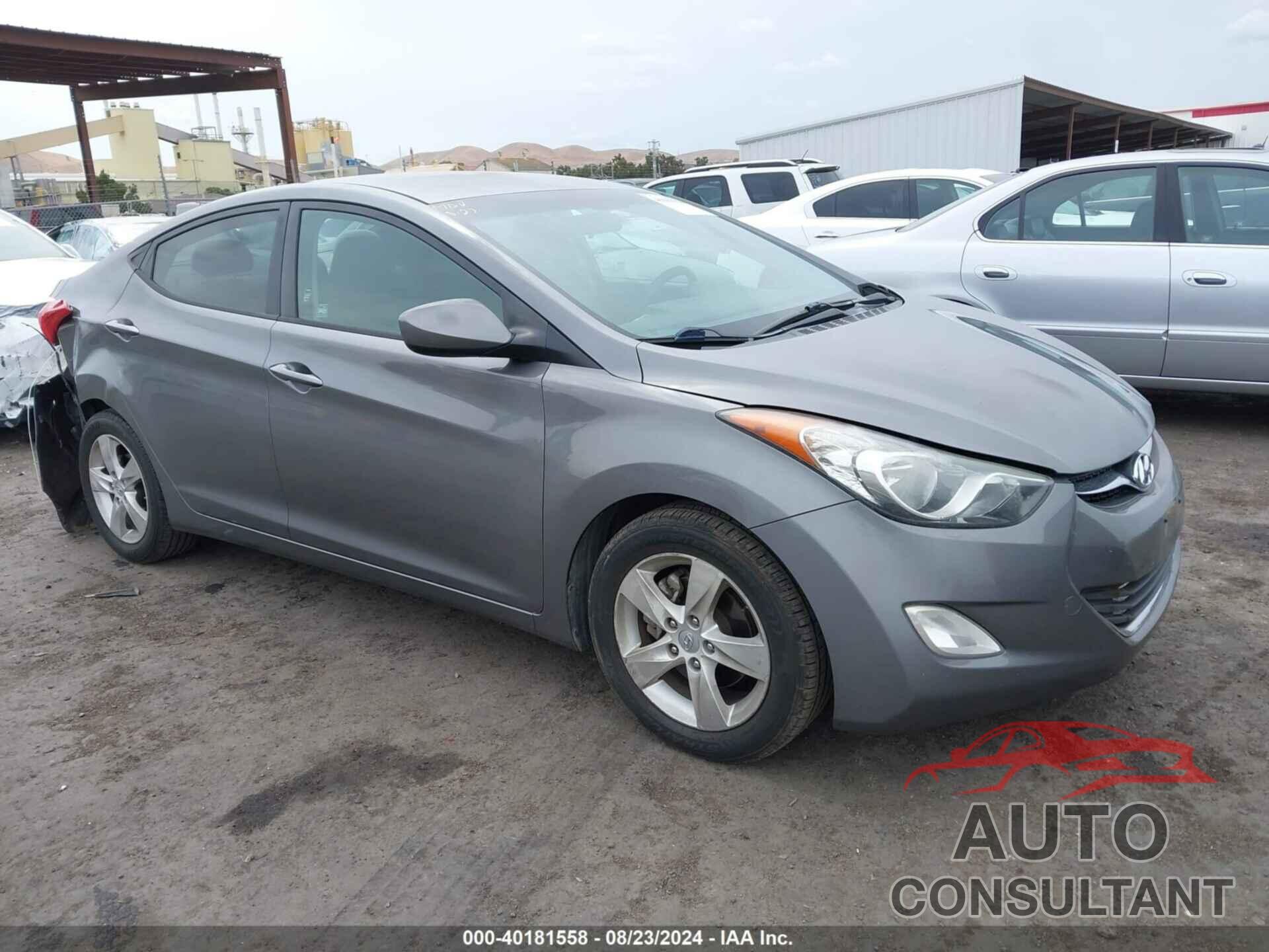 HYUNDAI ELANTRA 2012 - 5NPDH4AE4CH111363