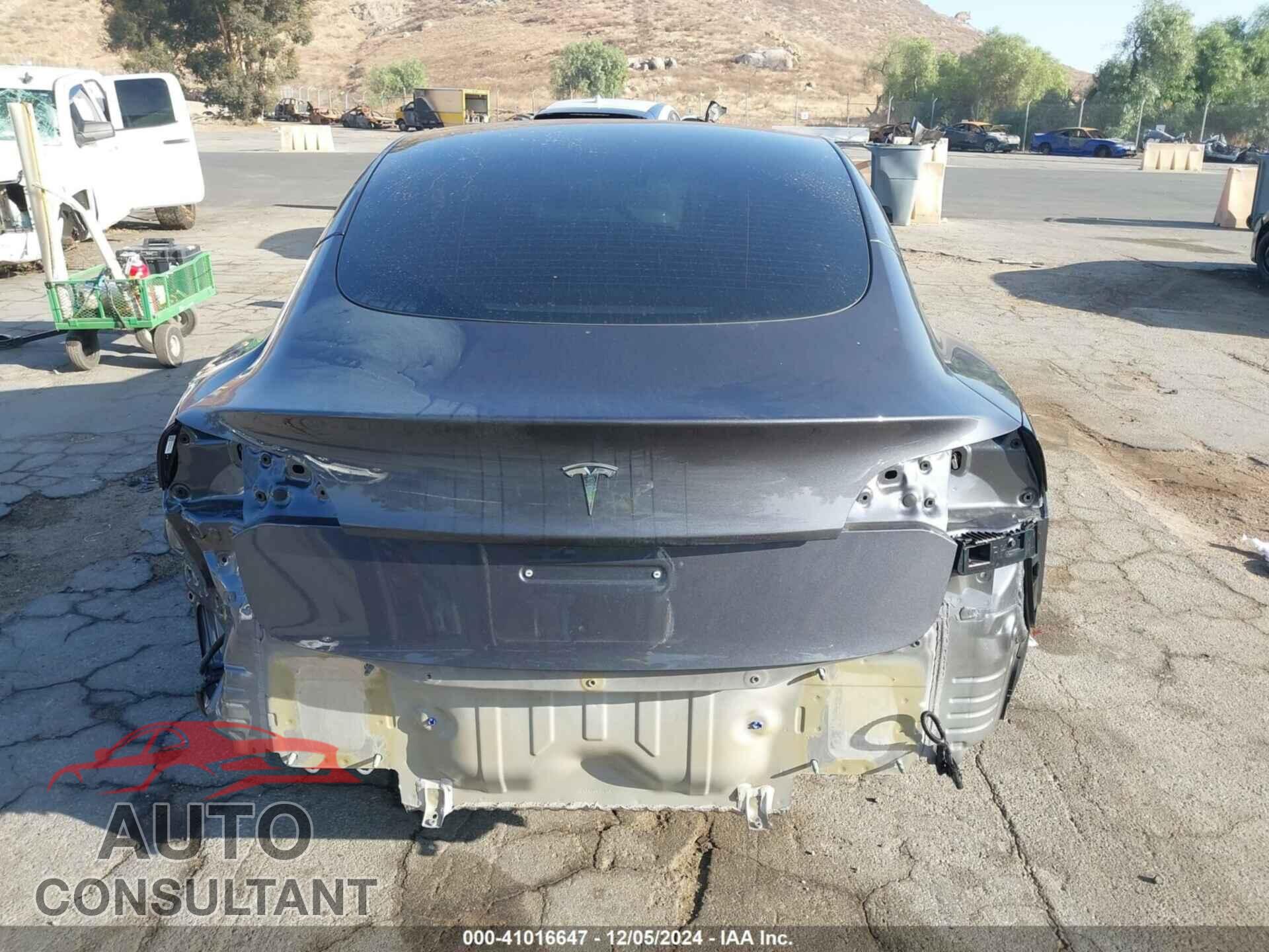 TESLA MODEL 3 2023 - 5YJ3E1EA3PF615109