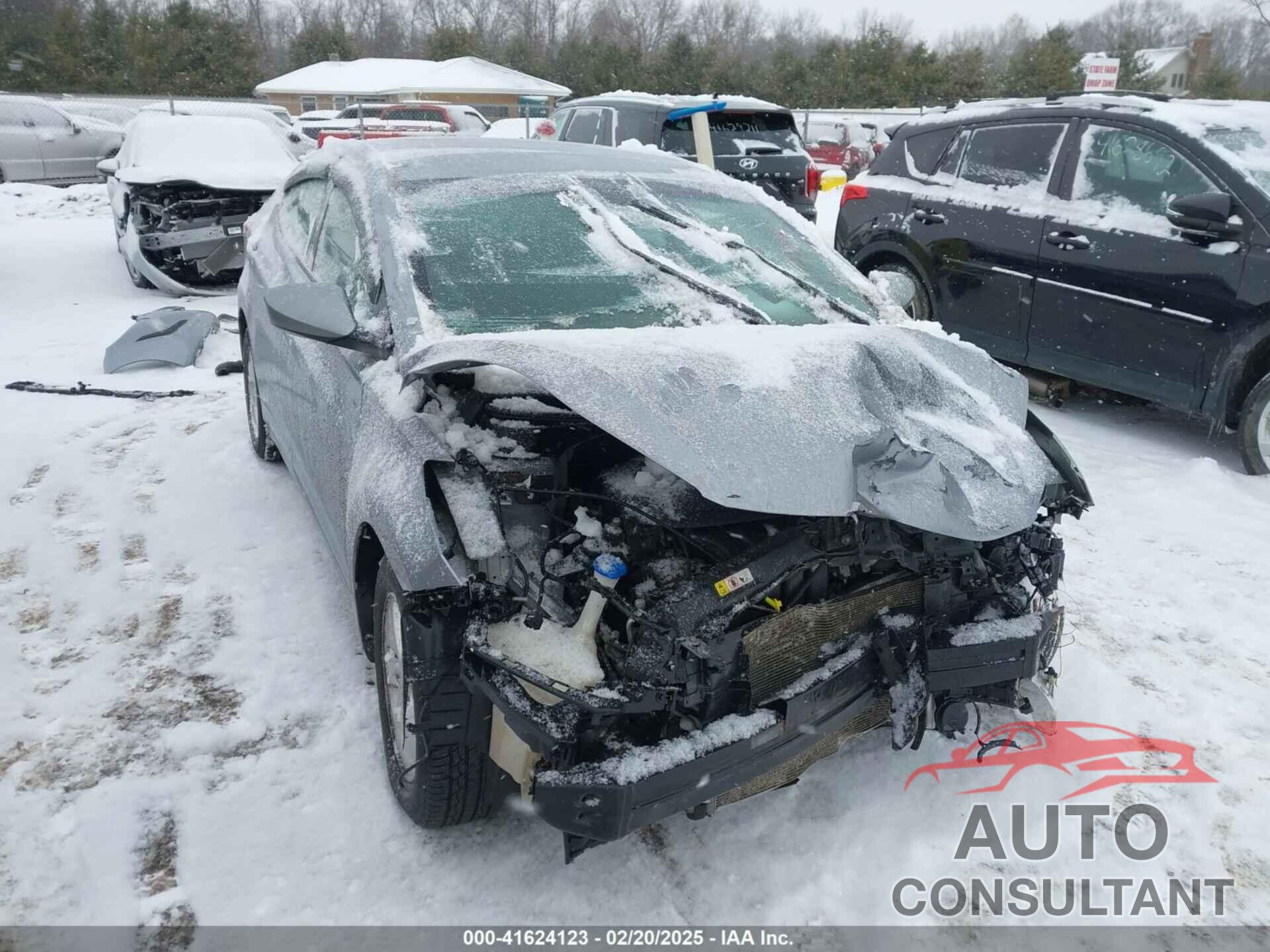 HYUNDAI ELANTRA 2015 - 5NPDH4AE7FH649902