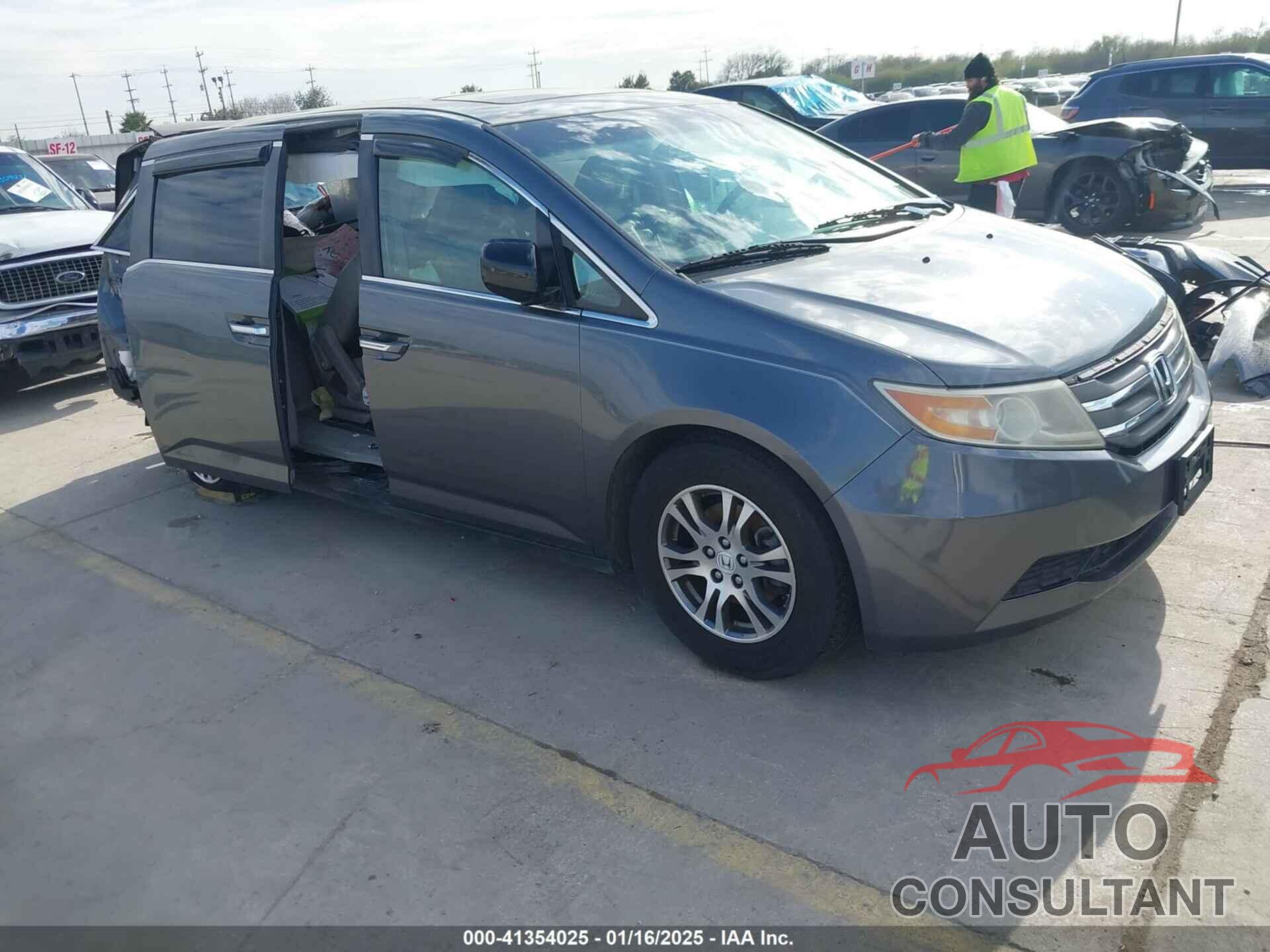 HONDA ODYSSEY 2012 - 5FNRL5H68CB097023
