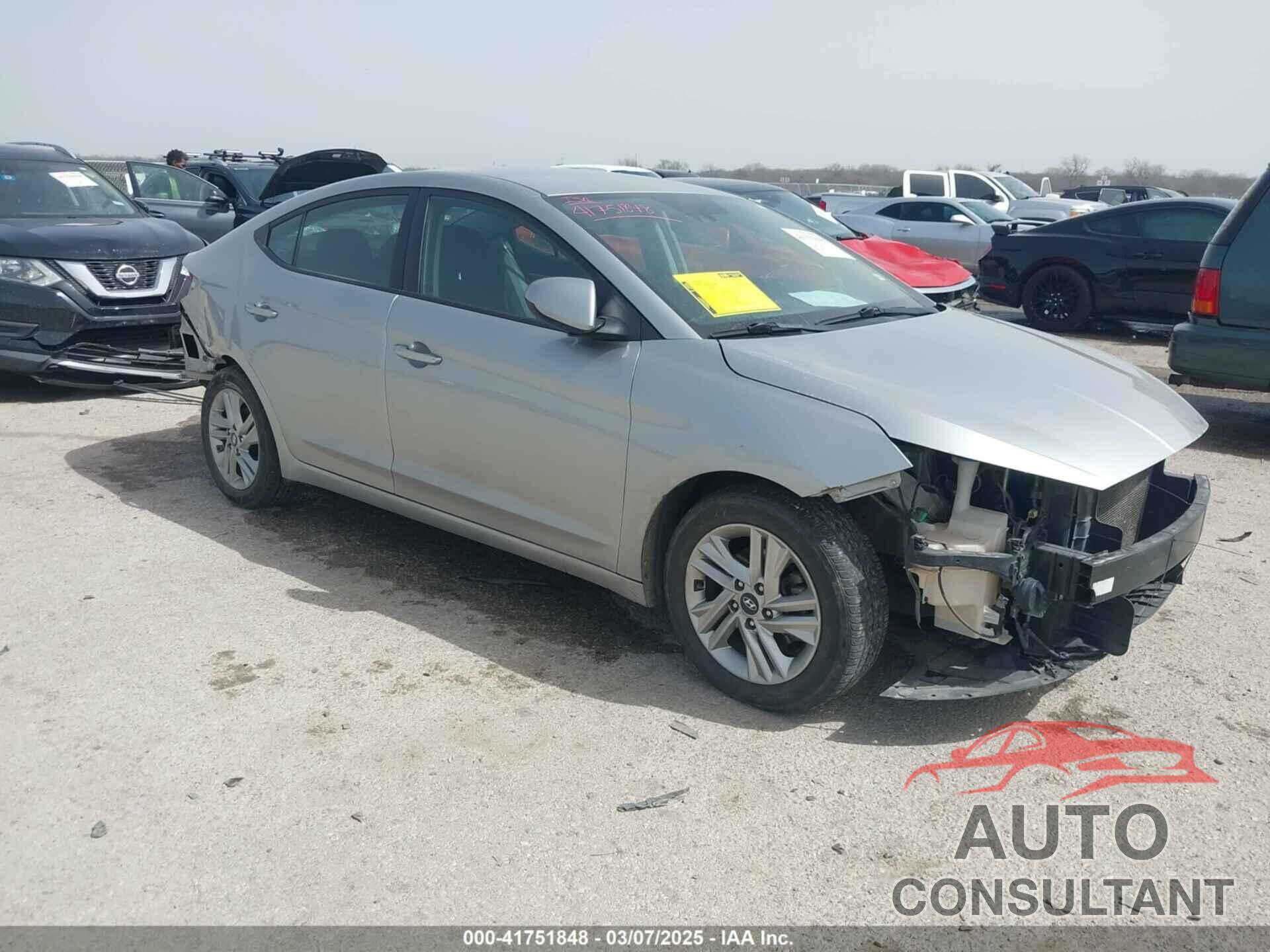 HYUNDAI ELANTRA 2020 - 5NPD84LF5LH562940