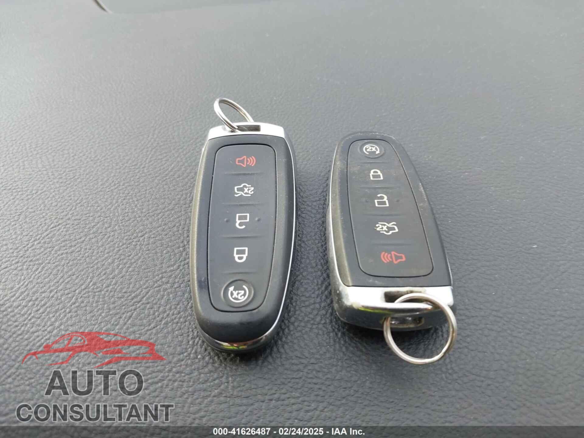 FORD TAURUS 2013 - 1FAHP2F86DG167182