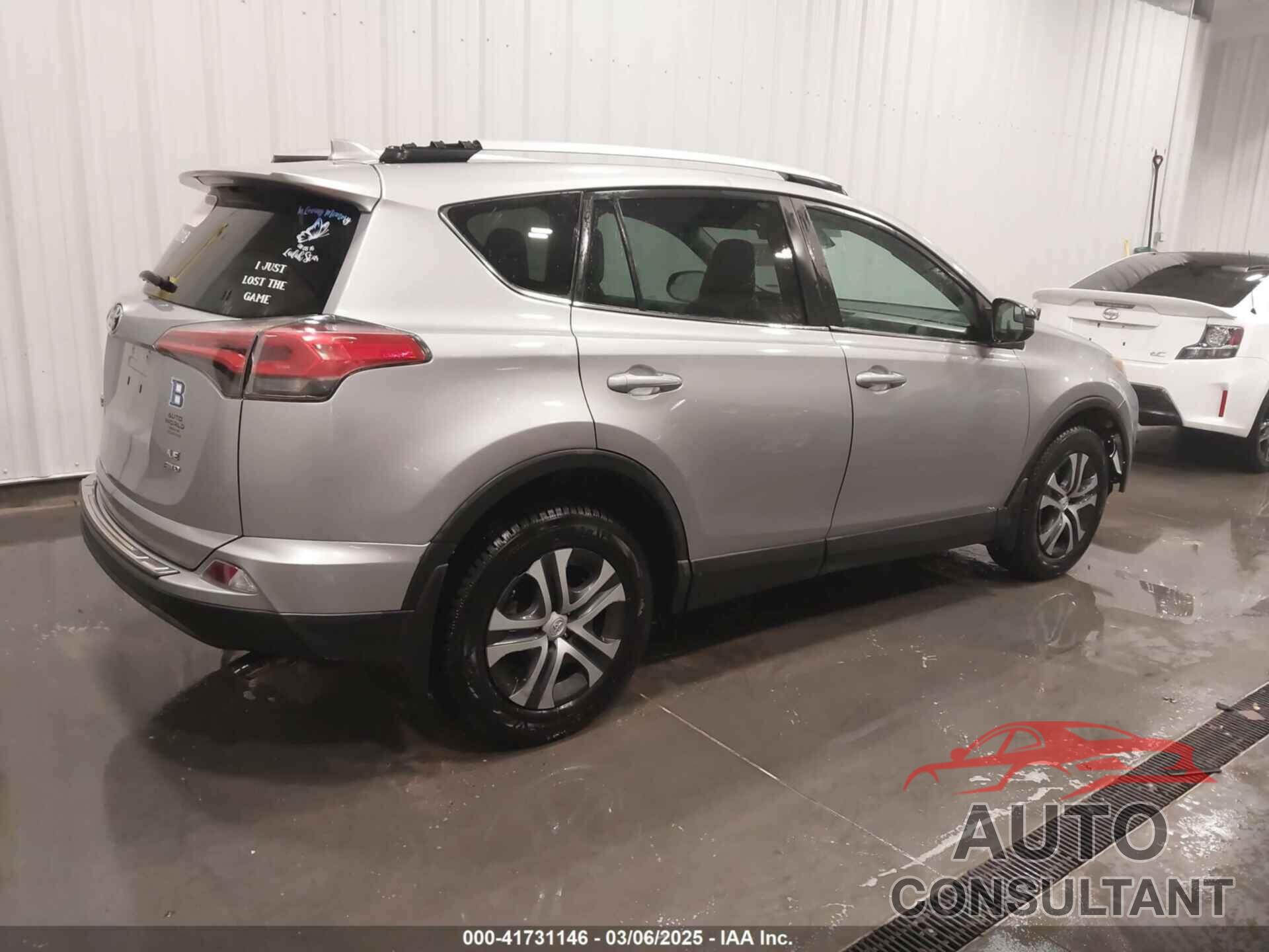 TOYOTA RAV4 2017 - 2T3BFREV8HW646796