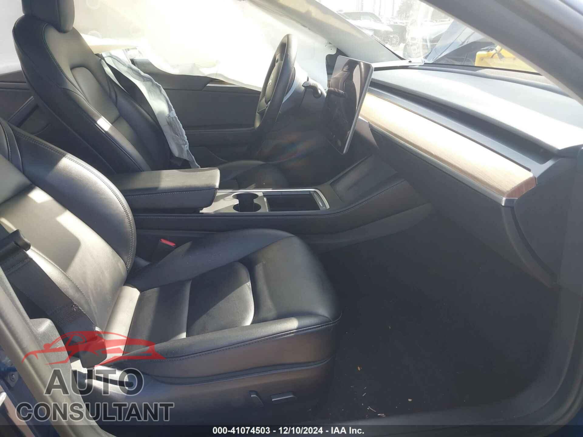 TESLA MODEL 3 2022 - 5YJ3E1EBXNF189683