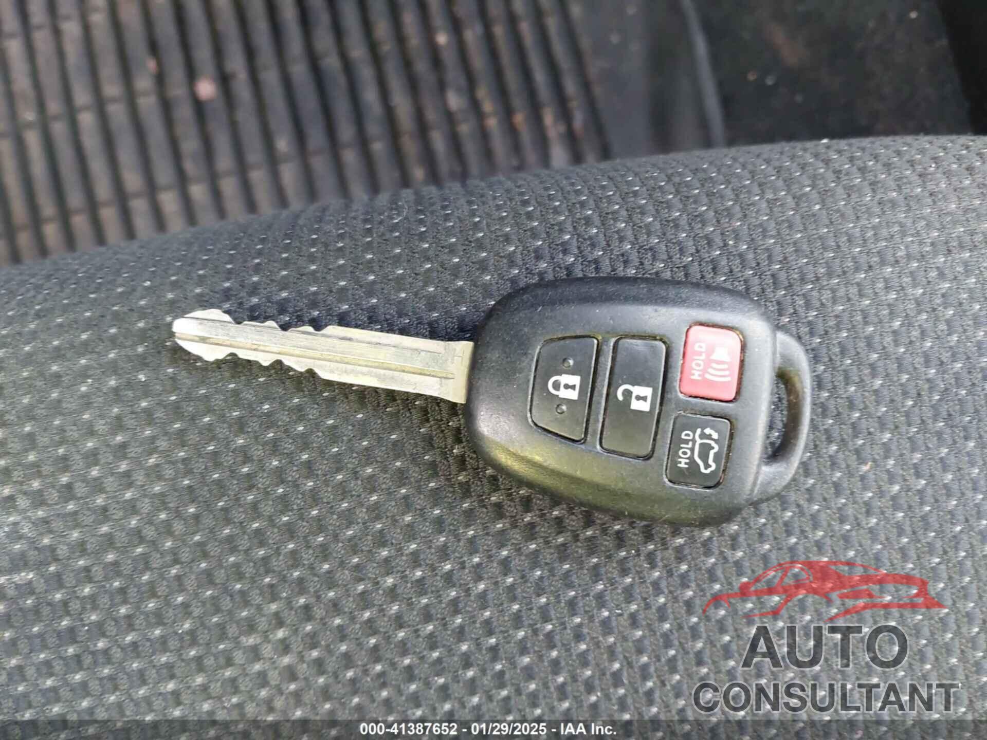 TOYOTA RAV4 2016 - 2T3RFREV4GW416606