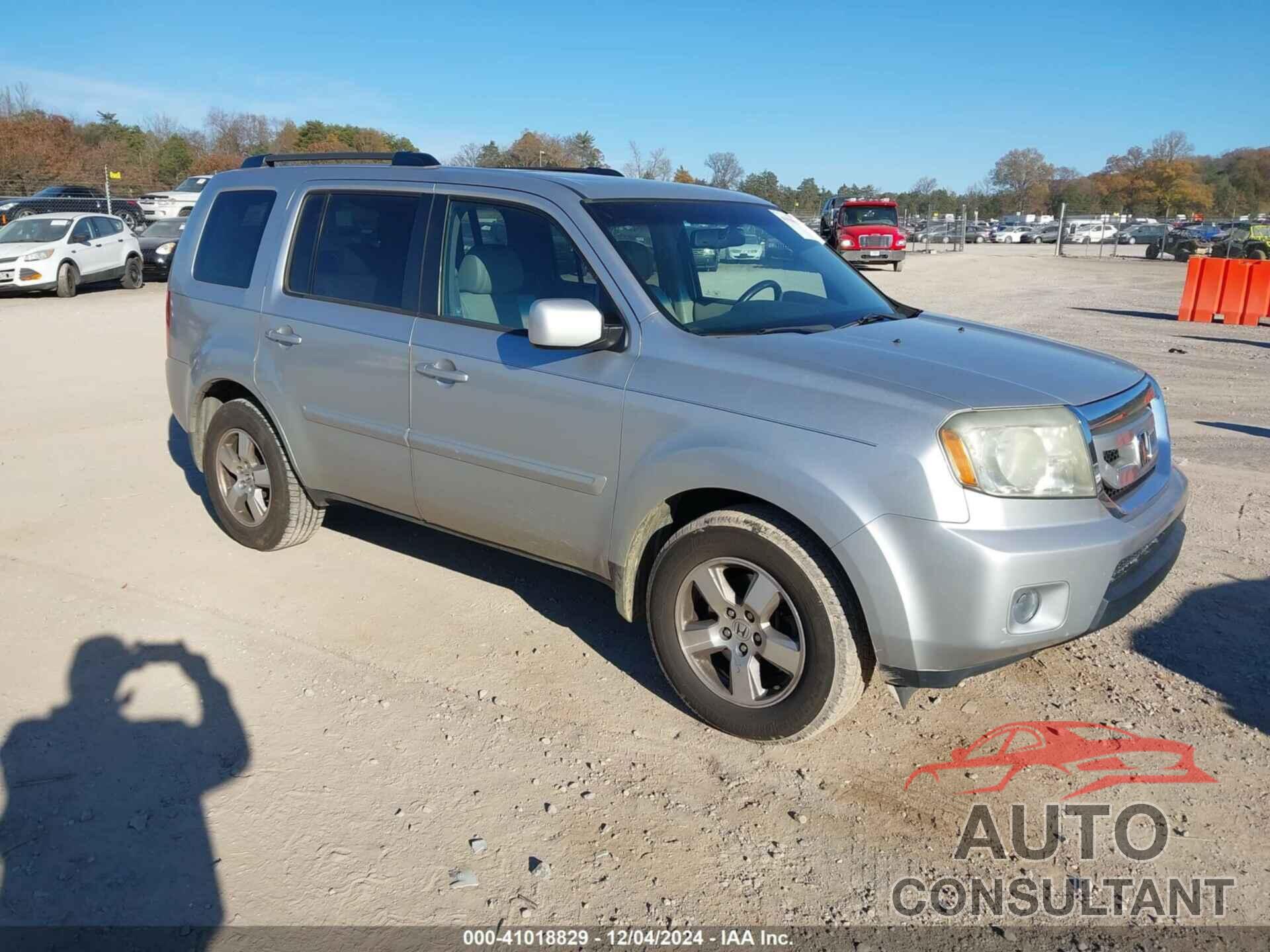 HONDA PILOT 2011 - 5FNYF3H55BB037777