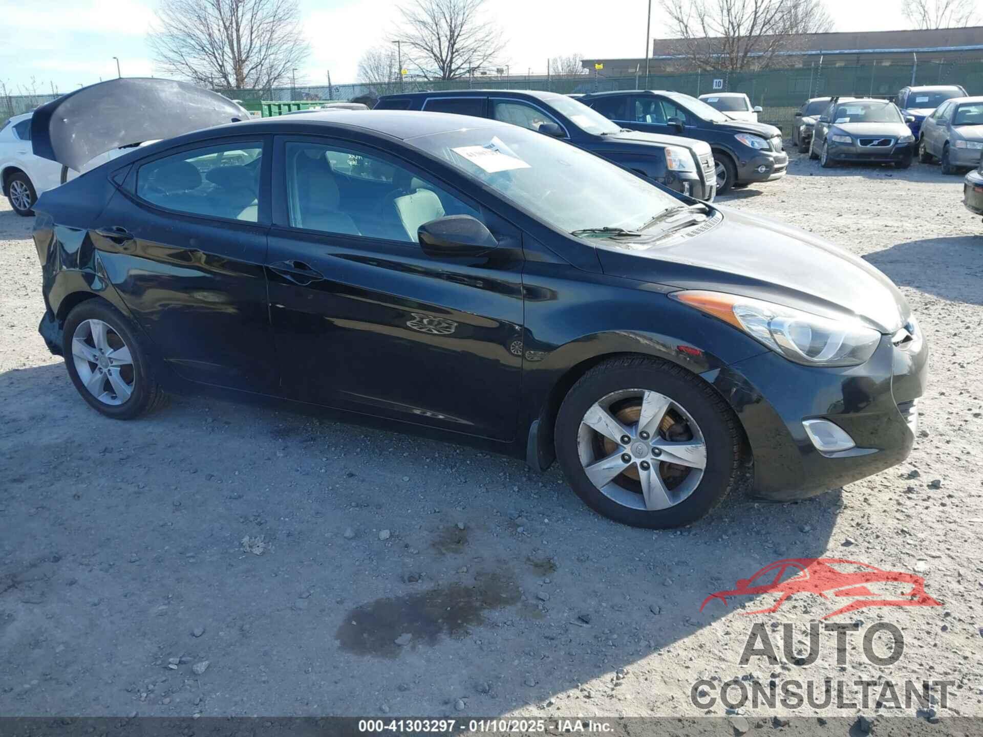 HYUNDAI ELANTRA 2013 - 5NPDH4AEODH211333