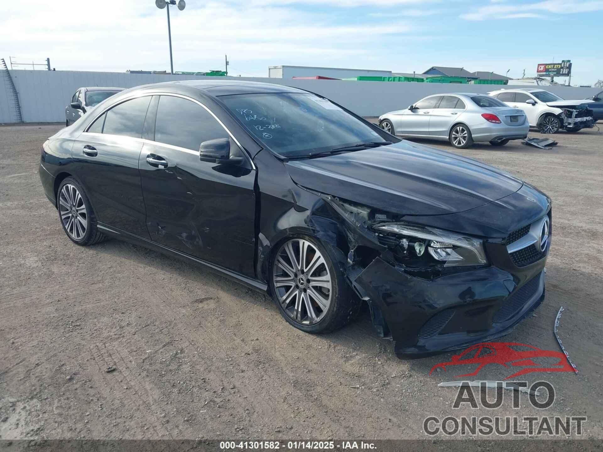 MERCEDES-BENZ CLA 250 2019 - WDDSJ4GB4KN756480