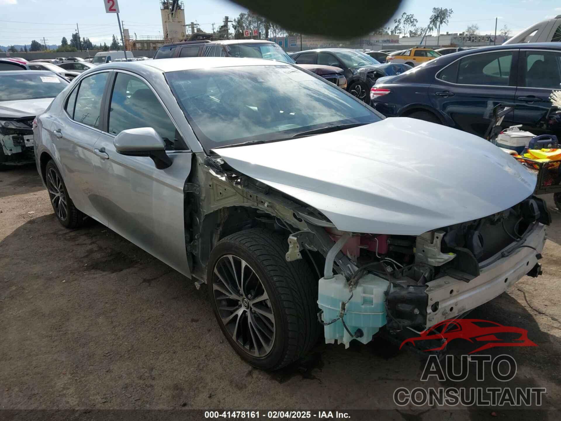 TOYOTA CAMRY HYBRID 2018 - 4T1B31HKXJU503164