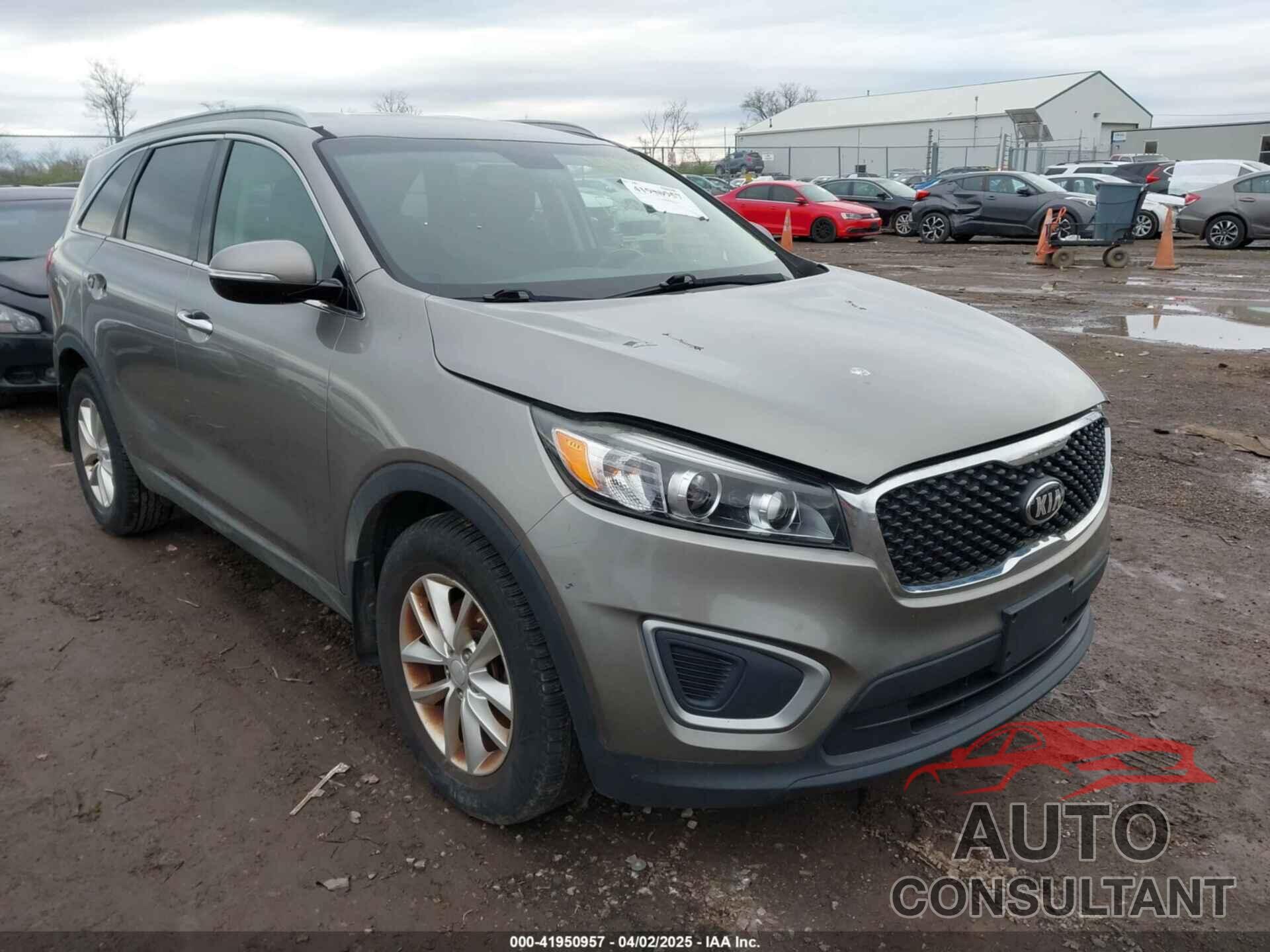 KIA SORENTO 2016 - 5XYPG4A56GG127271